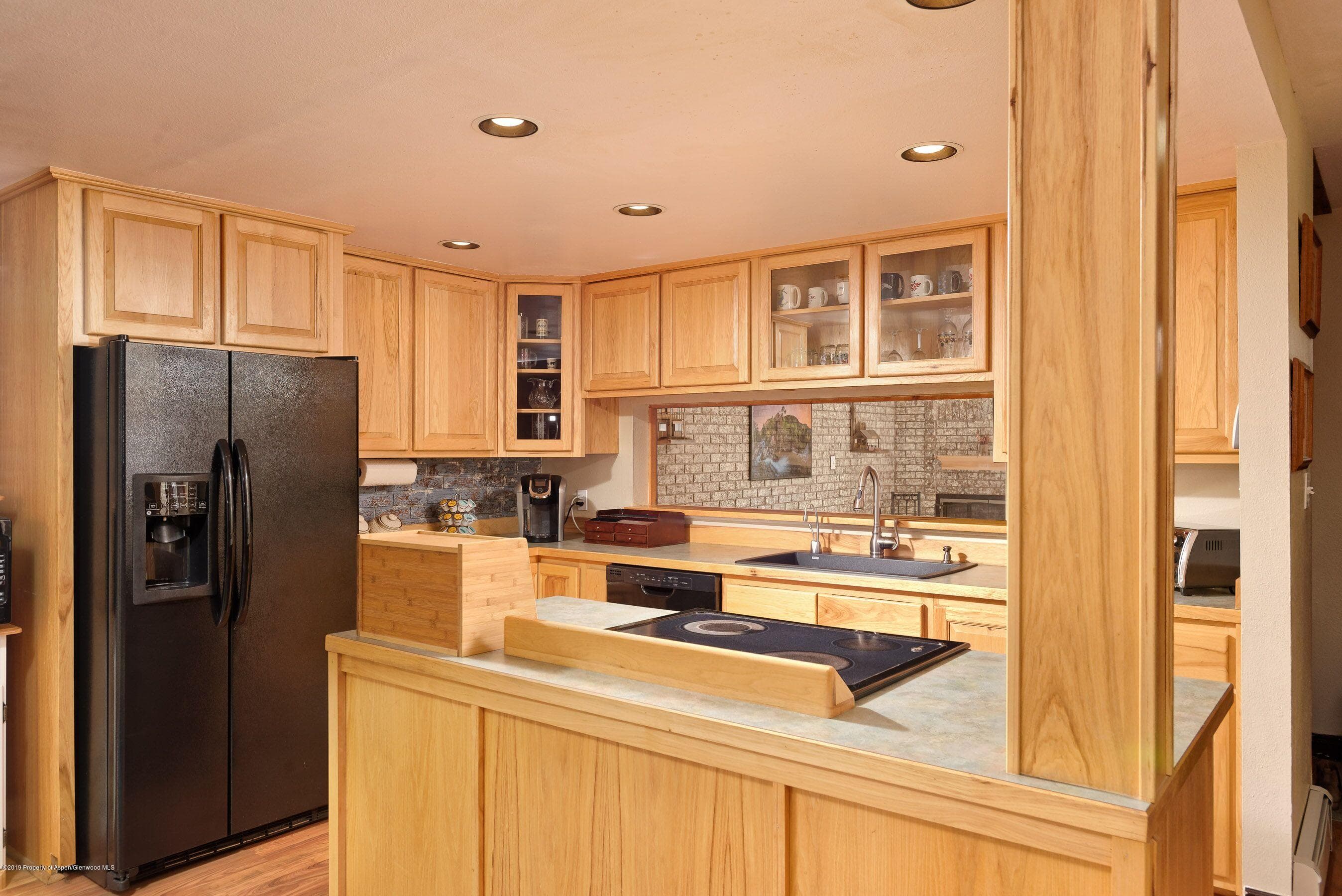 27 S Meadow View Court, Glenwood Springs, CO 81601 - Photo 2