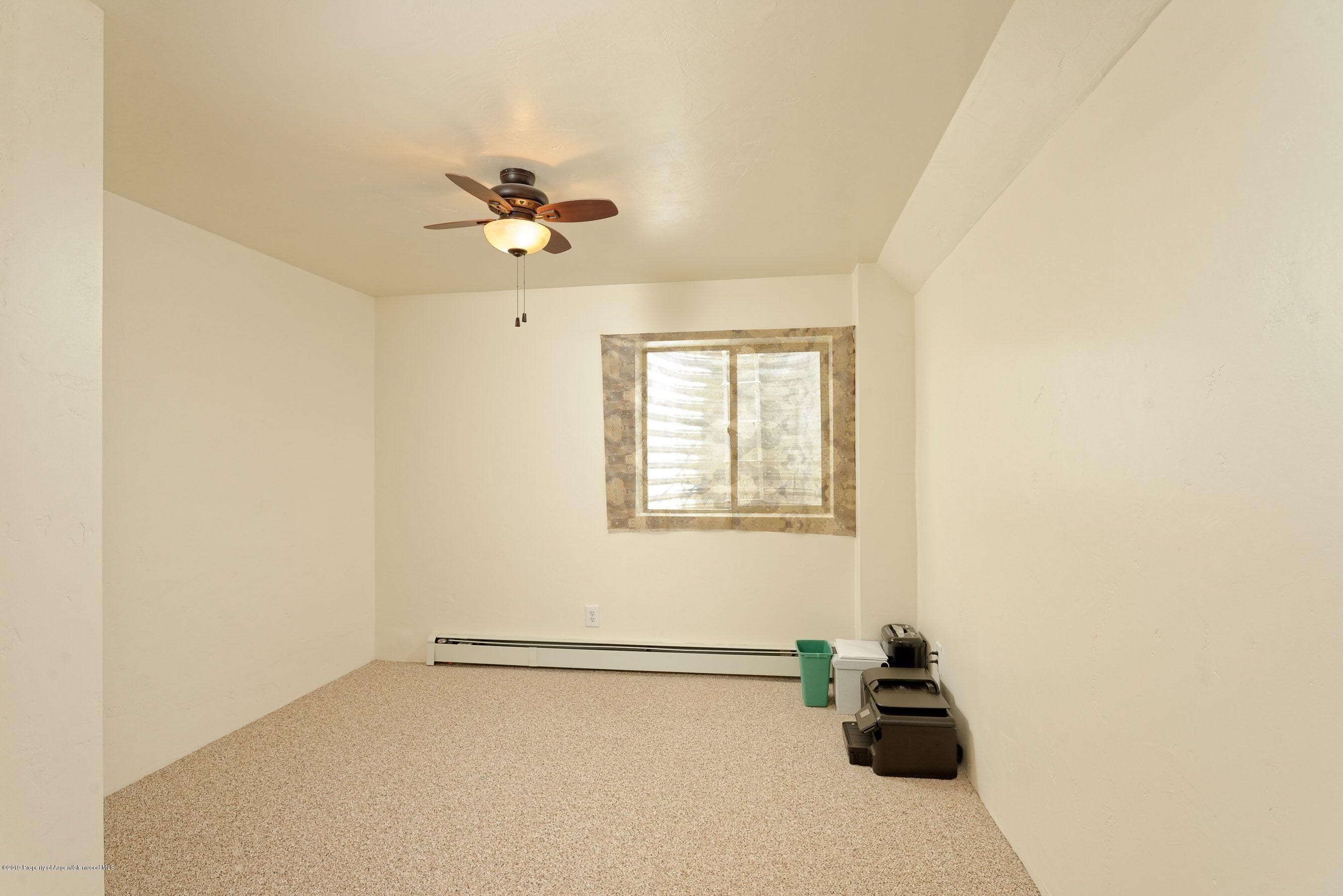 27 S Meadow View Court, Glenwood Springs, CO 81601 - Photo 10