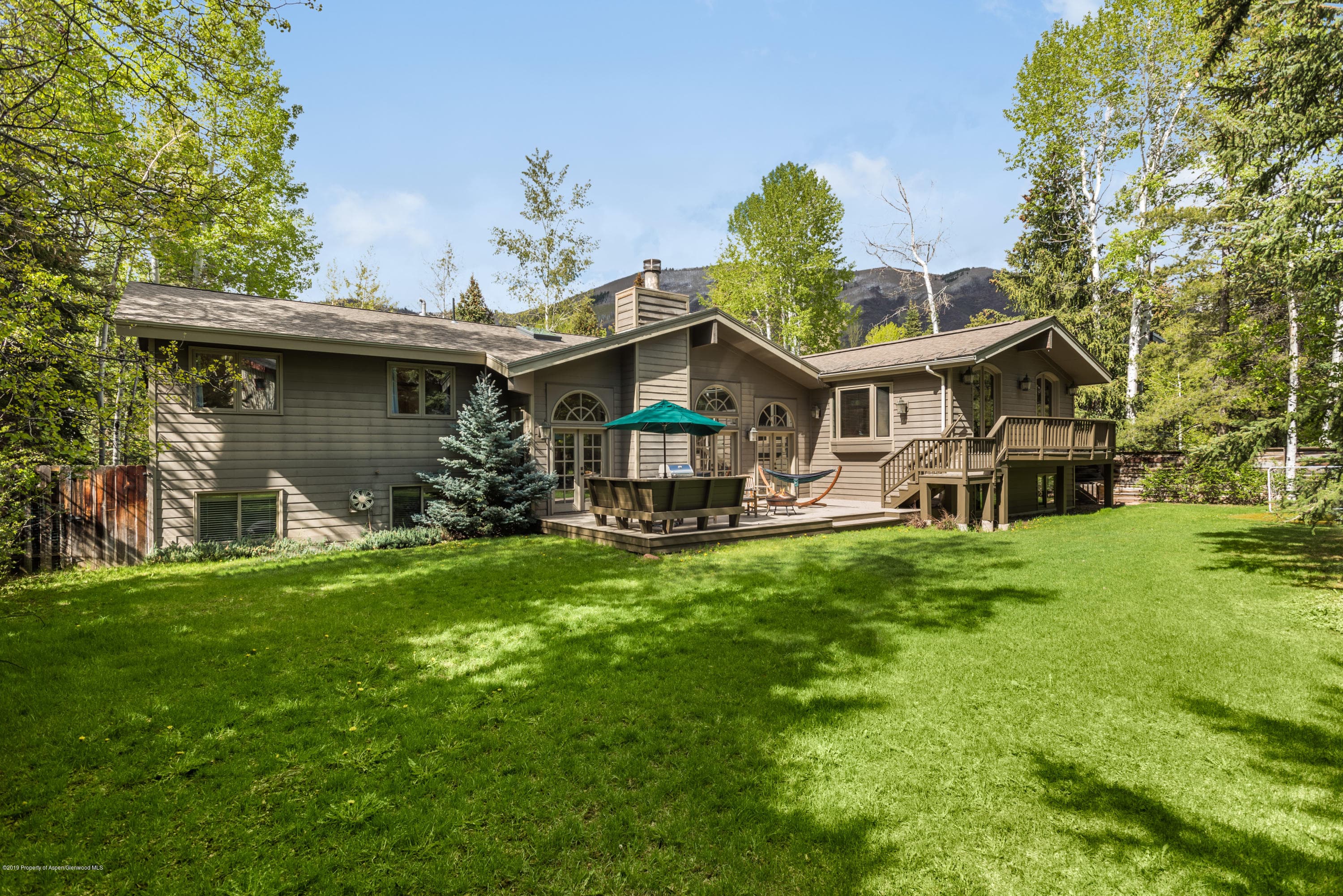 1265 Mountain View Drive - Photo 4