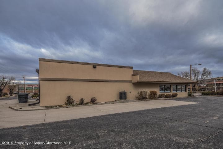 690 W Victory Way, Craig, CO 81625 - Photo 2