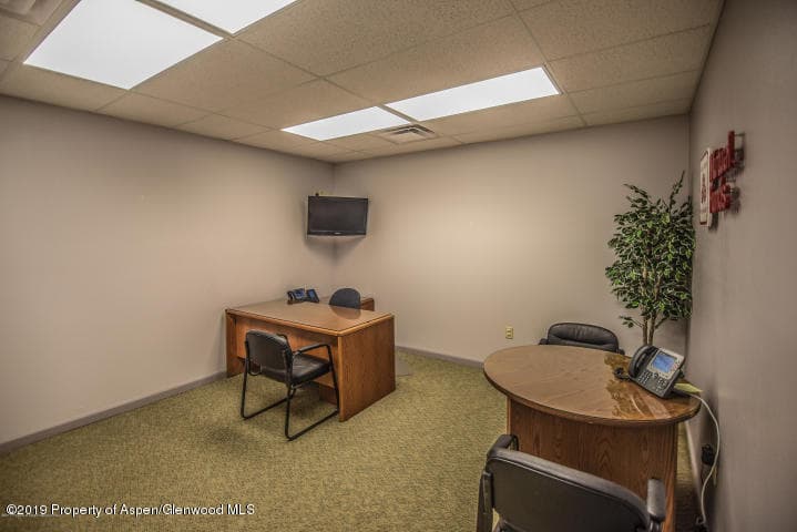 690 W Victory Way, Craig, CO 81625 - Photo 7