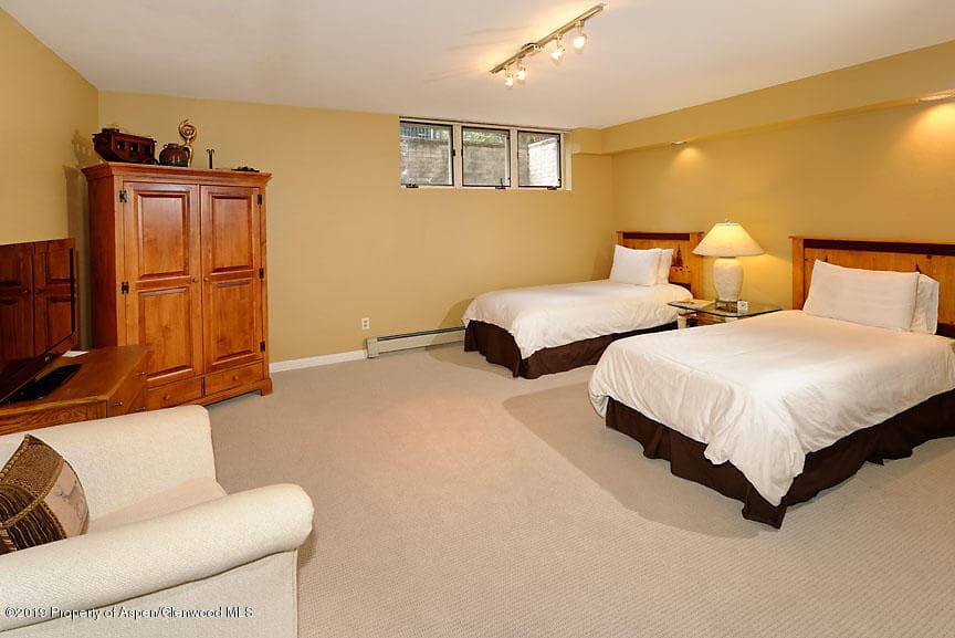 814 E Cooper Avenue, Aspen, CO 81611 - Photo 12