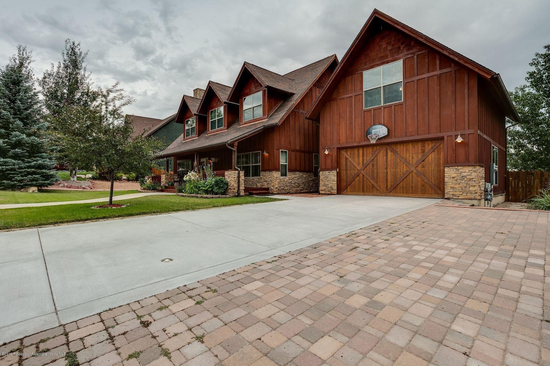 651 N Wildhorse Drive, New Castle, CO 81647 - Photo 2