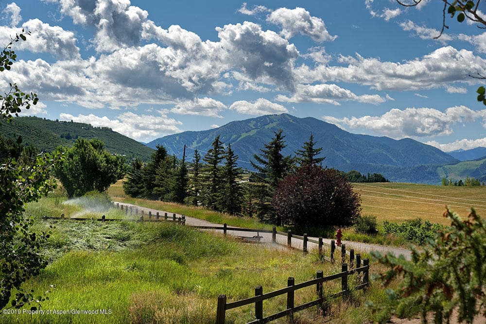 150 Bullwinkle Circle, Aspen, CO 81611 - Photo 3
