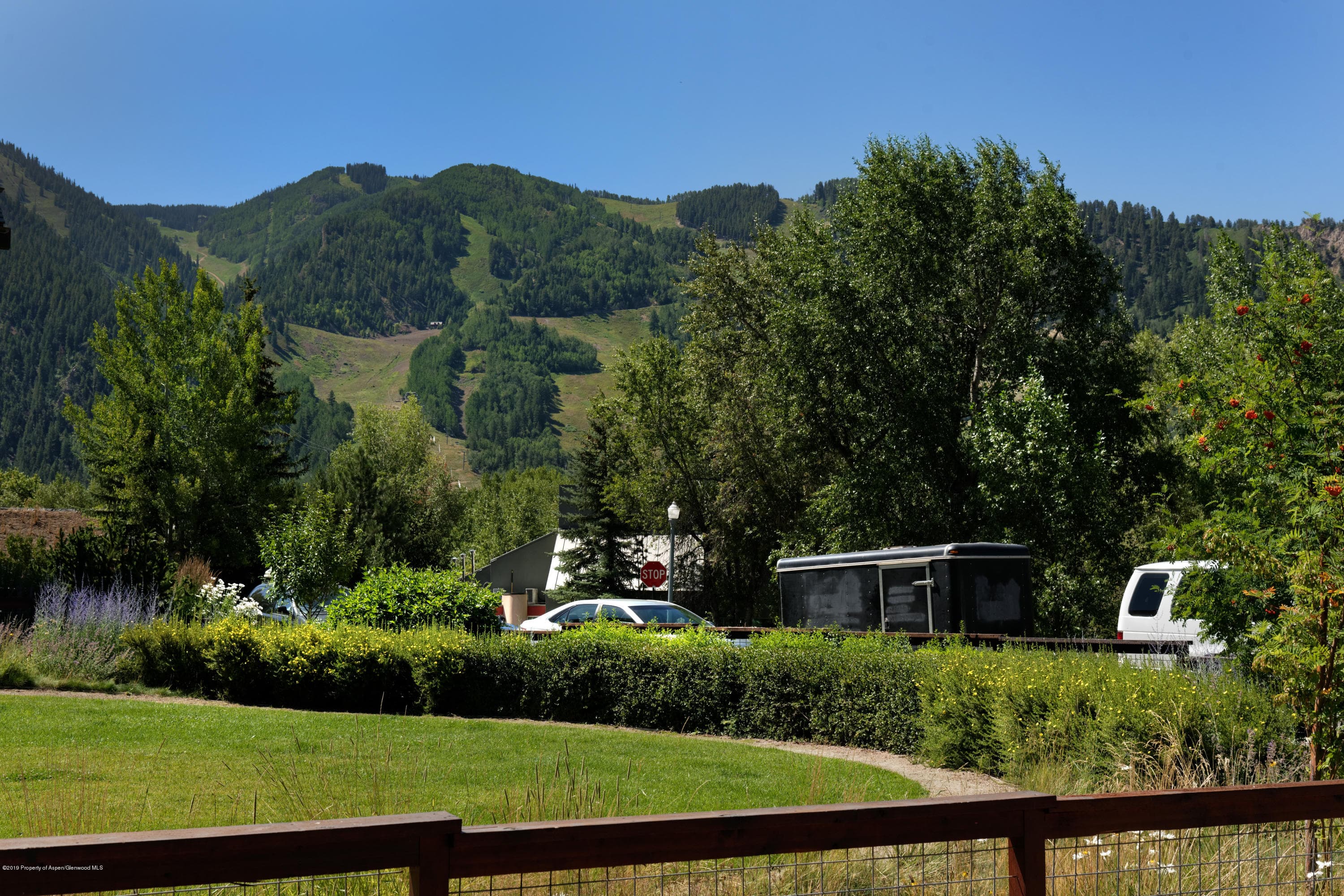 543/549 Walnut Street, Aspen, CO 81611 - Photo 3