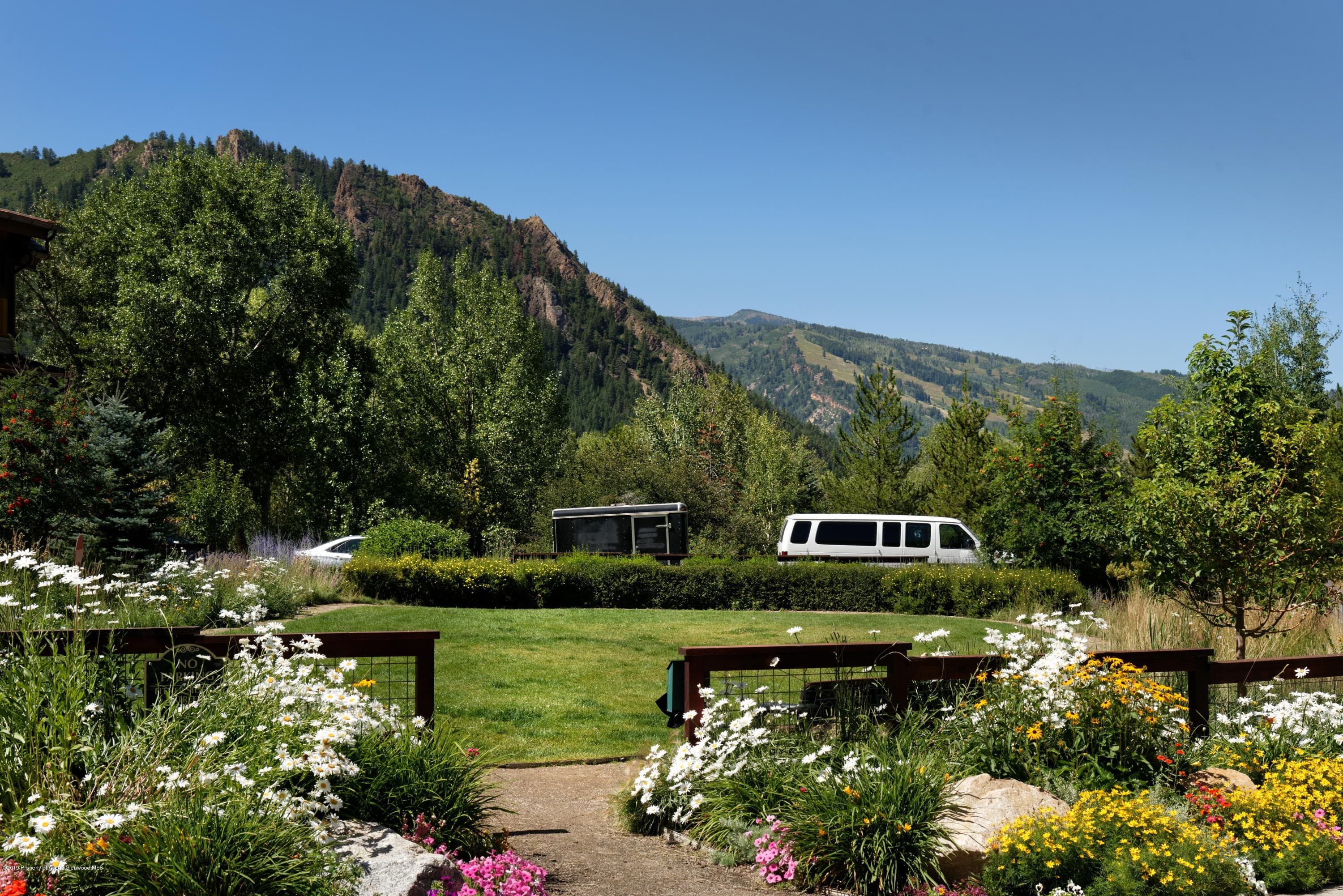 543/549 Walnut Street, Aspen, CO 81611 - Photo 4