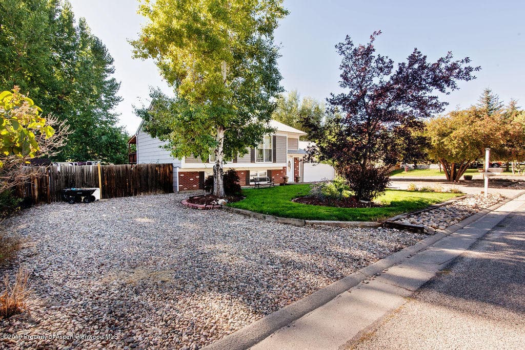 1144 Schrader Avenue, Craig, CO 81625 - Photo 2