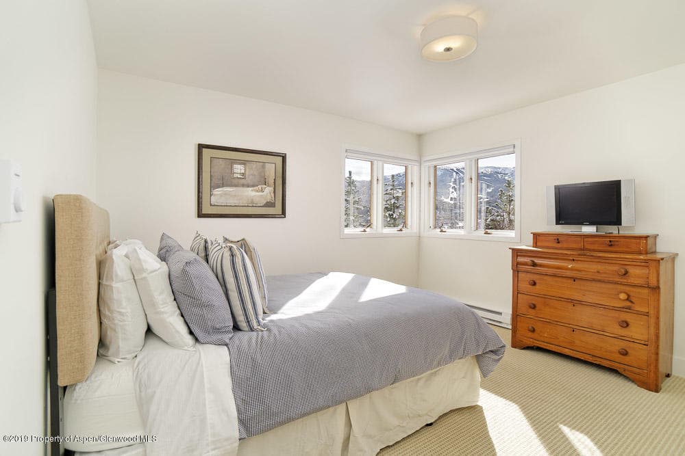 104 Wildridge Lane - Photo 10