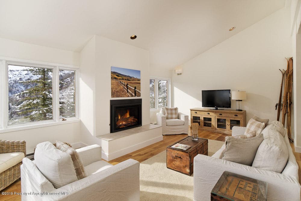104 Wildridge Lane - Photo 4