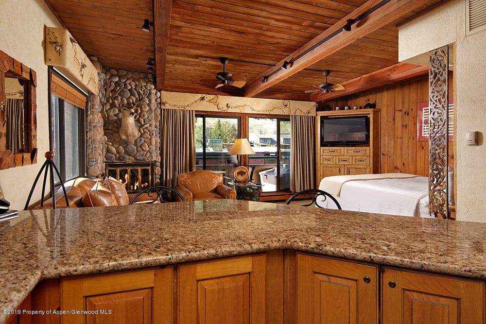 617 E Cooper Avenue #407 - Photo 4
