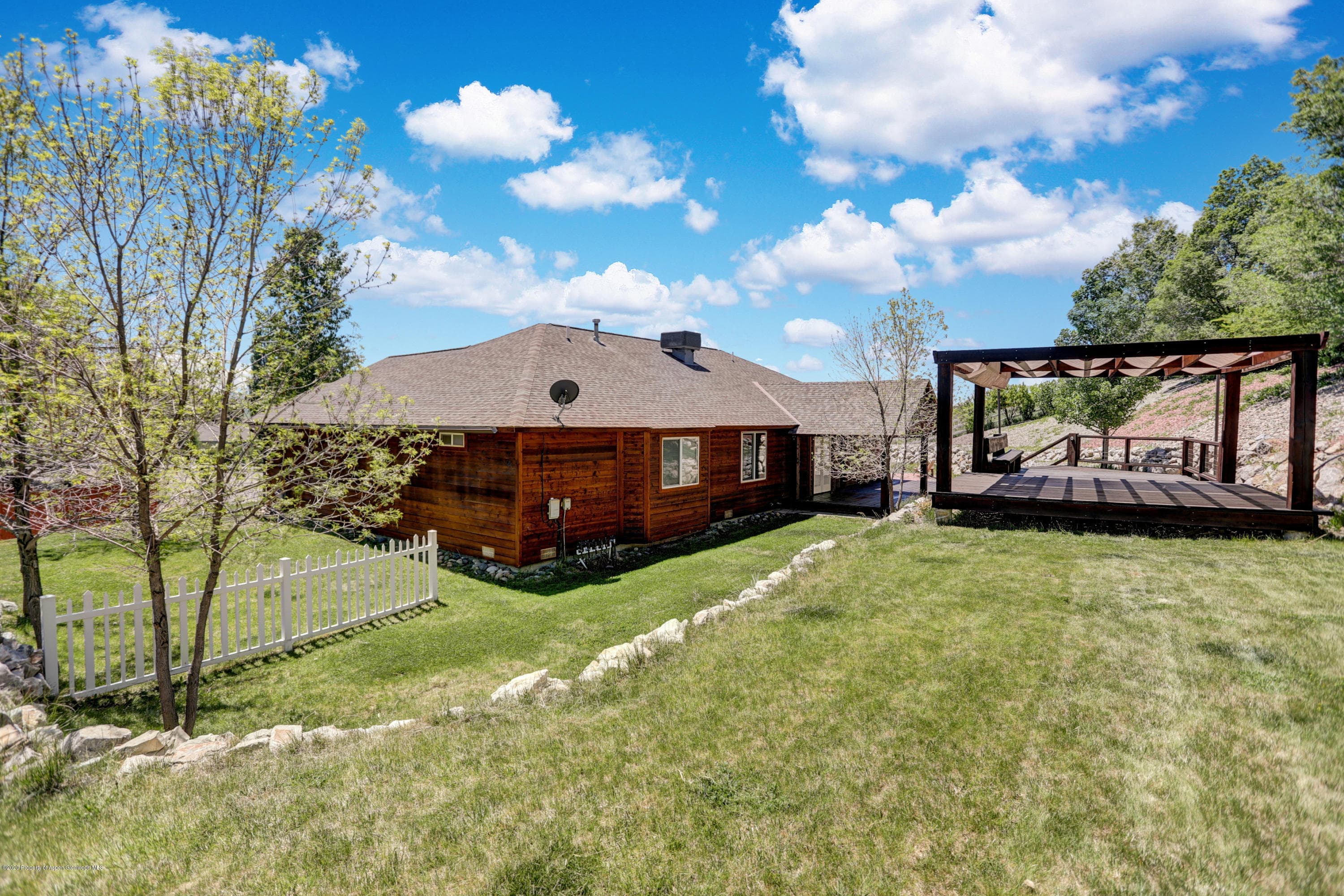 997 E 10th Street, Craig, CO 81625 - Photo 6