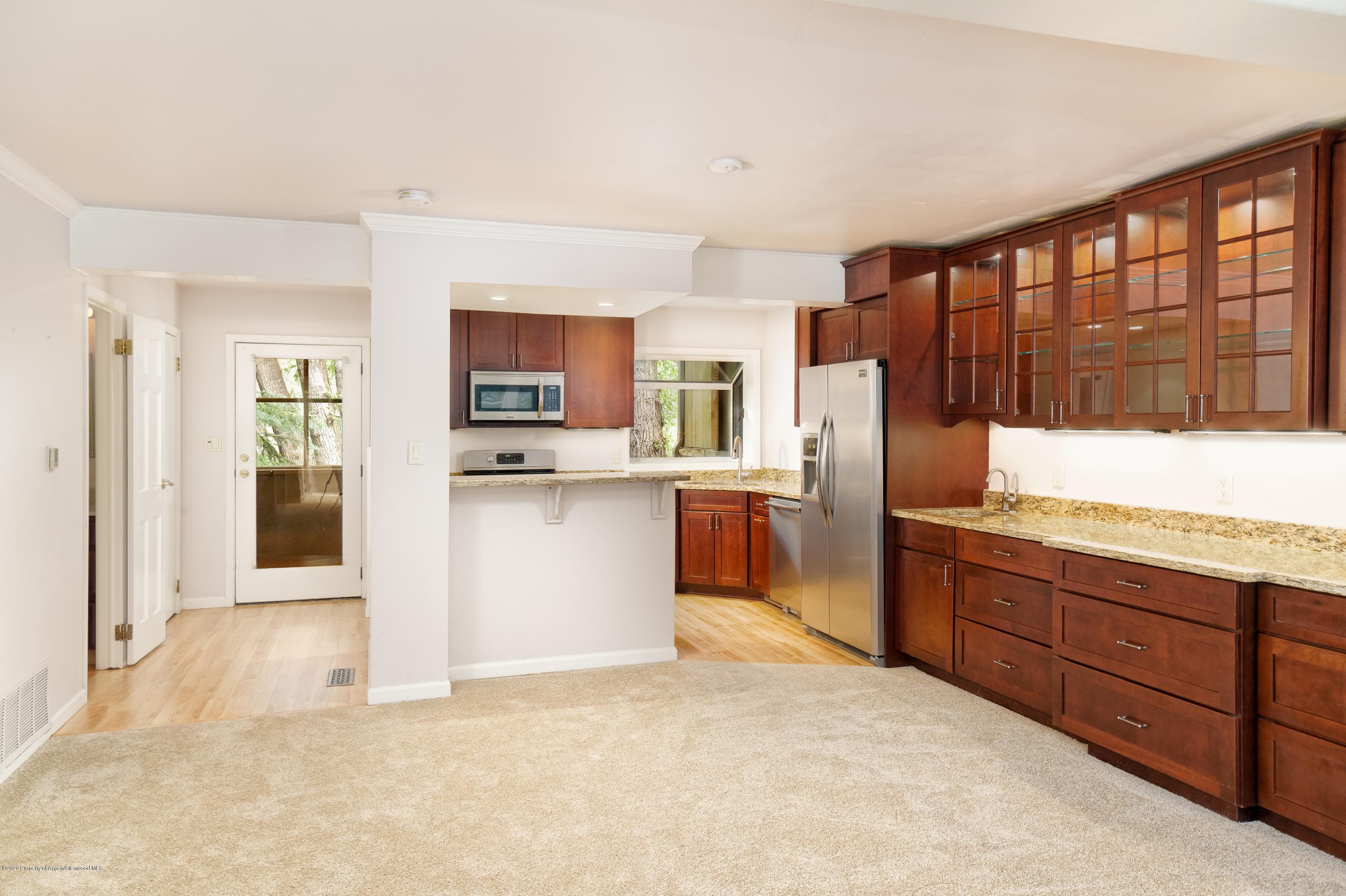 100 N 8th Street 3 - Photo 4