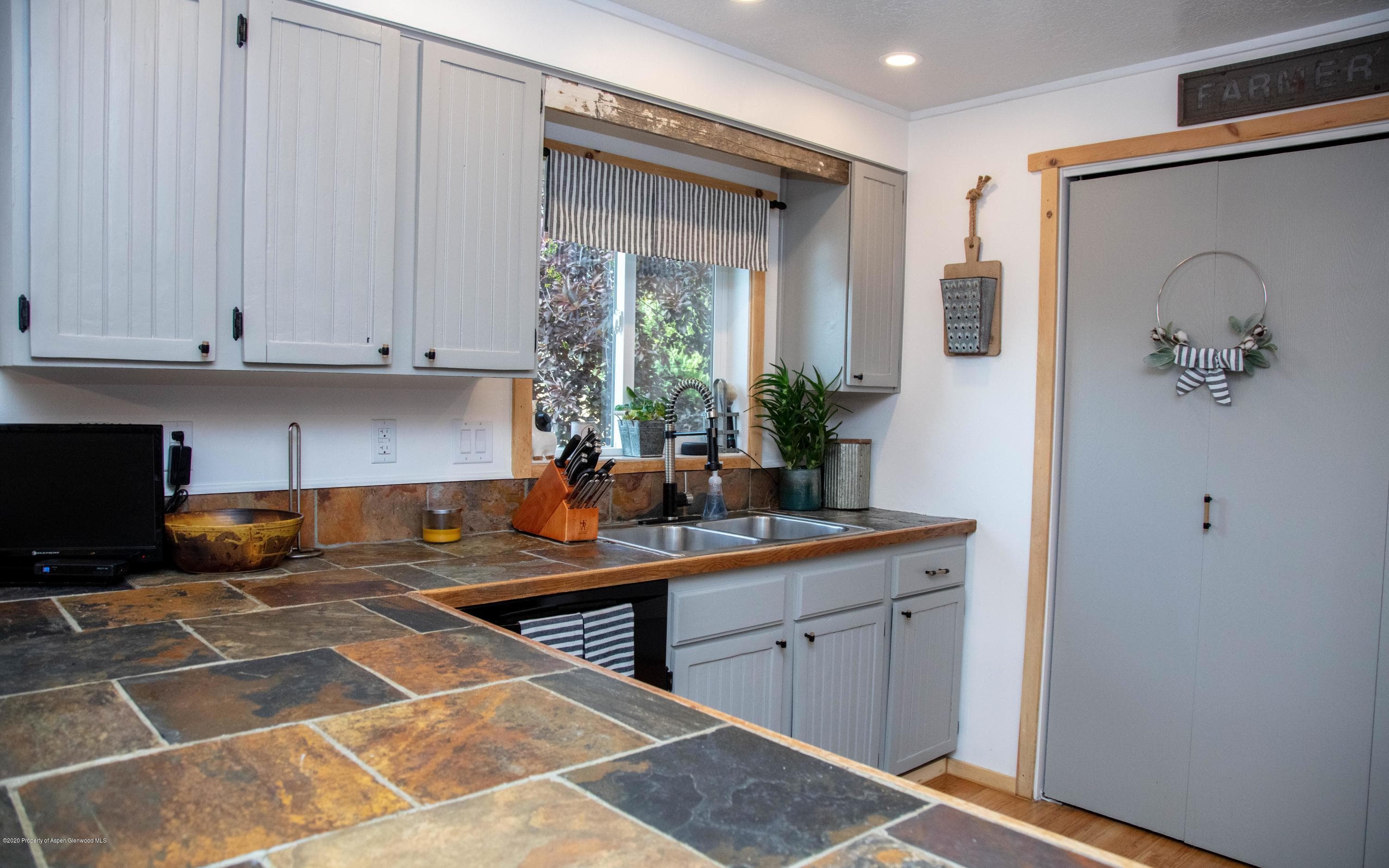 1113 Mark Circle, Meeker, CO 81641 - Photo 6
