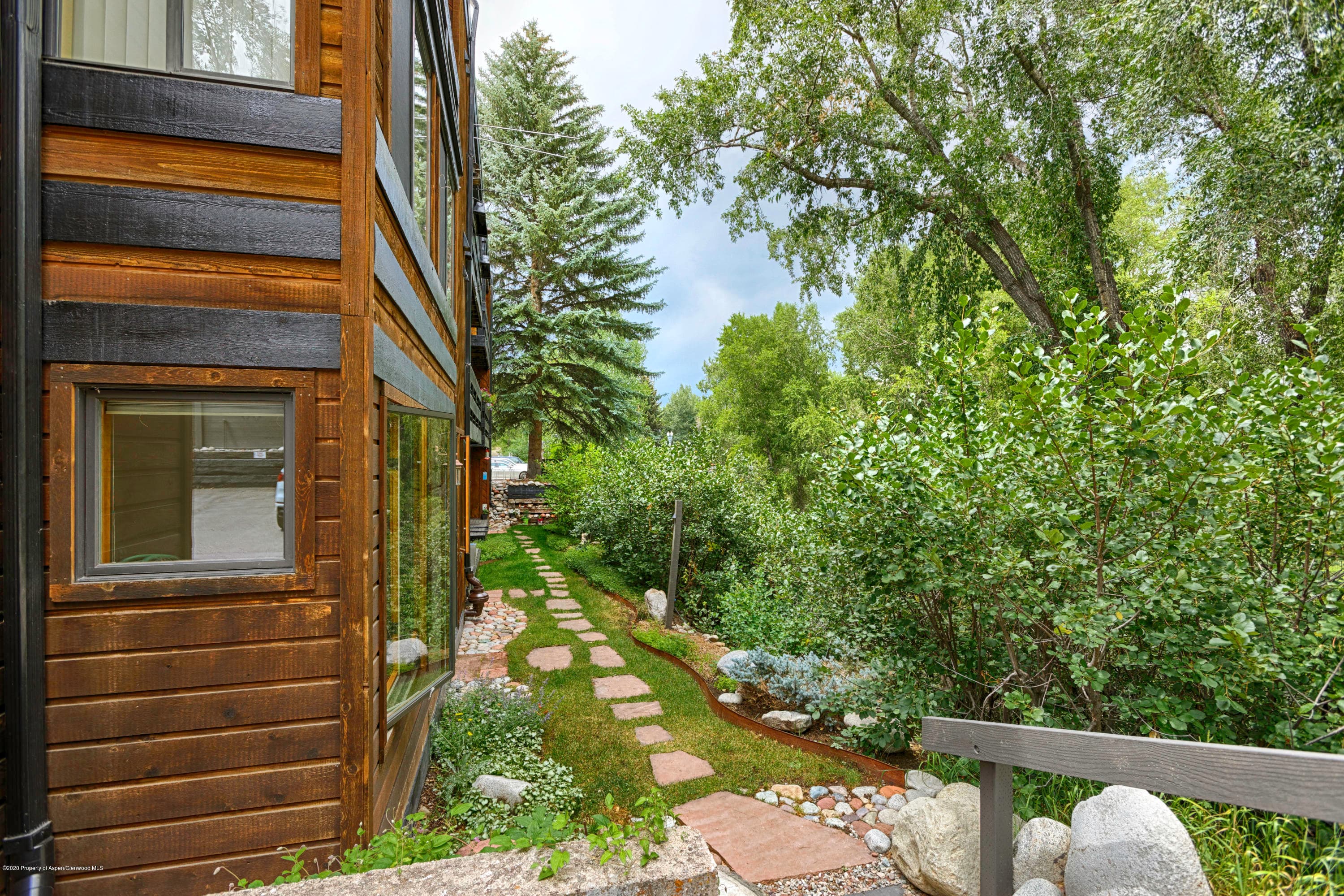 824 E Hopkins Avenue, Aspen, CO 81611 - Photo 16