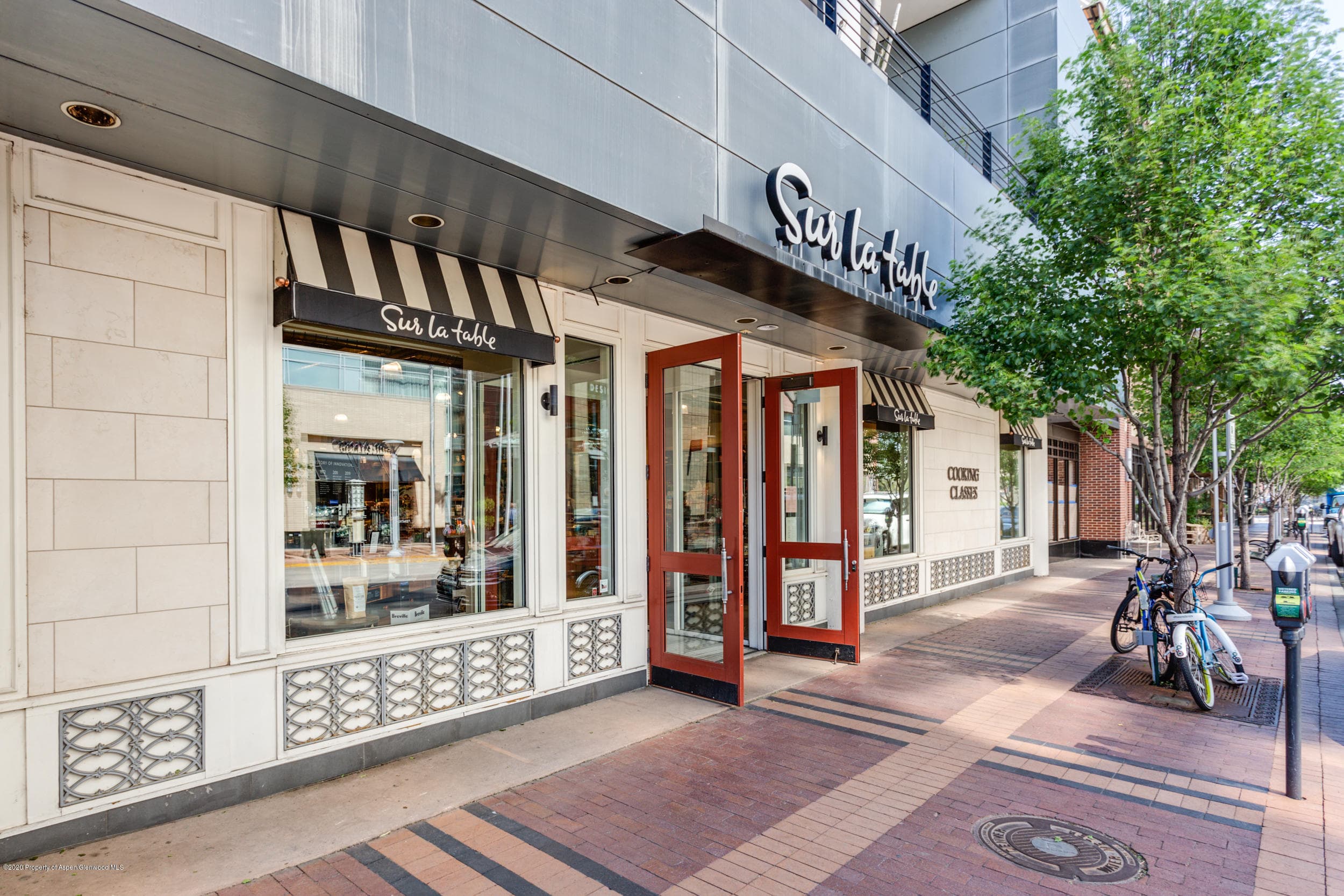454 Milwaukee Street, Denver, CO 80206 - Photo 12