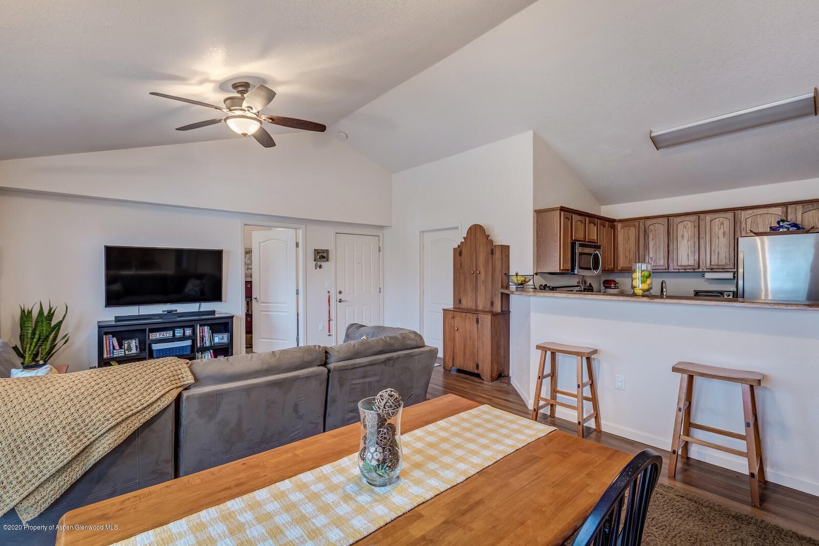 488 River View Drive 407, New Castle, CO 81647 - Photo 6