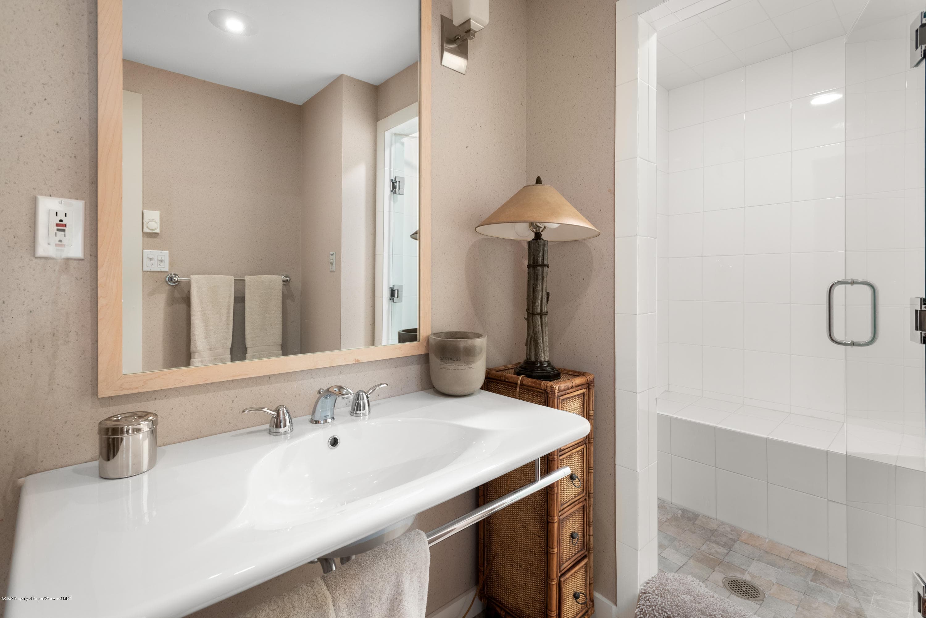 1015 E Hyman Avenue - Photo 11