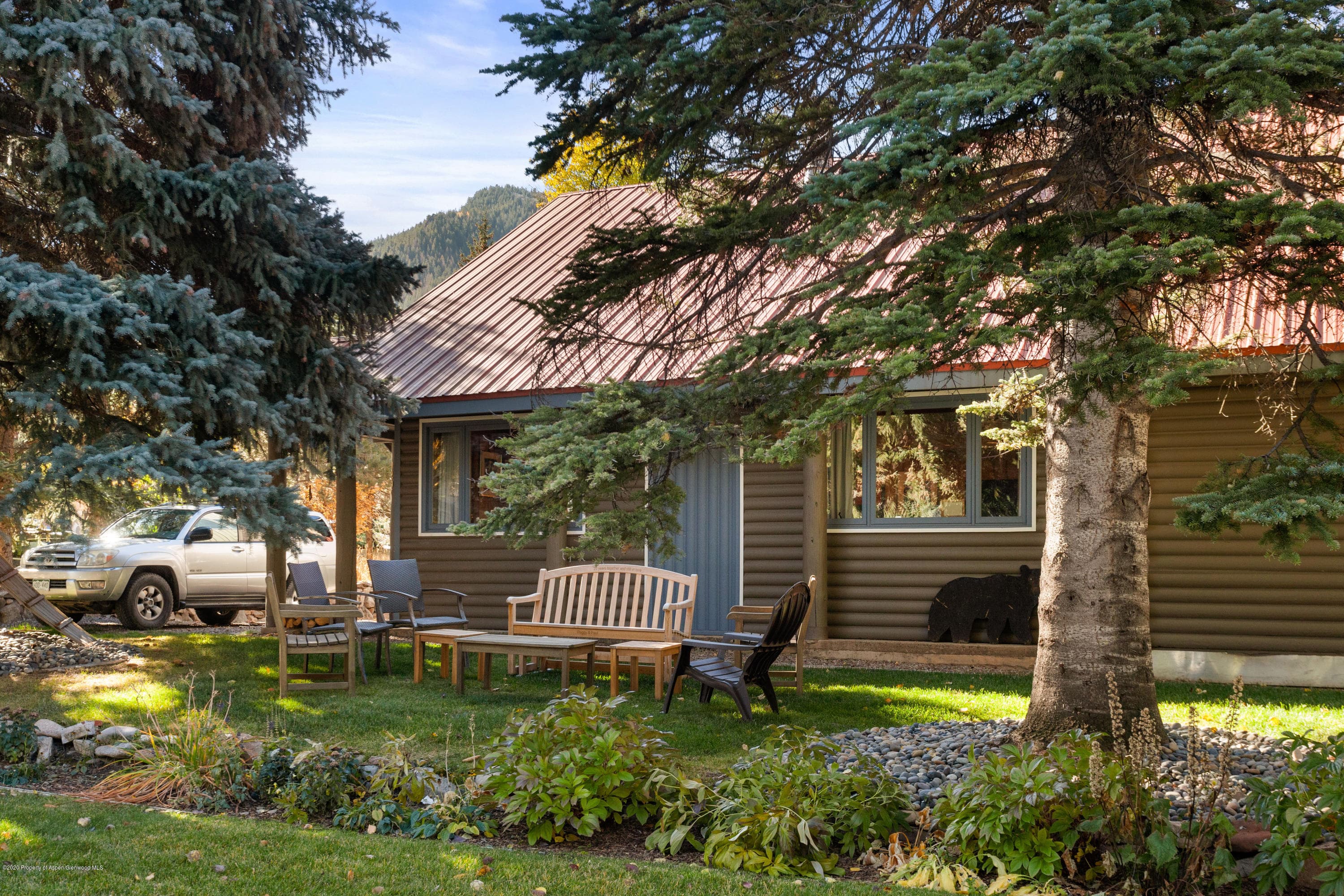 129 E Hopkins Avenue, Aspen, CO 81611 - Photo 2