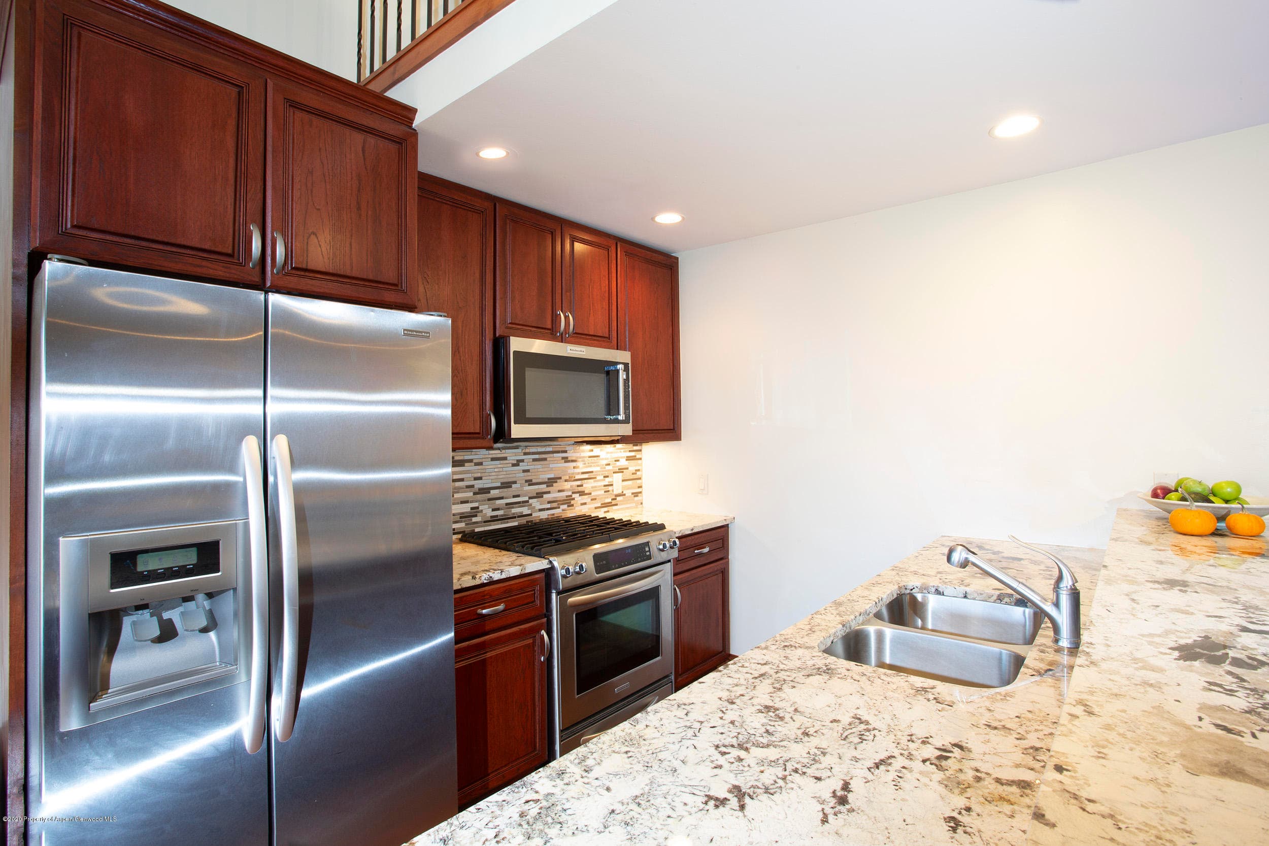 35 Lower Woodbridge Road W184 - Photo 7