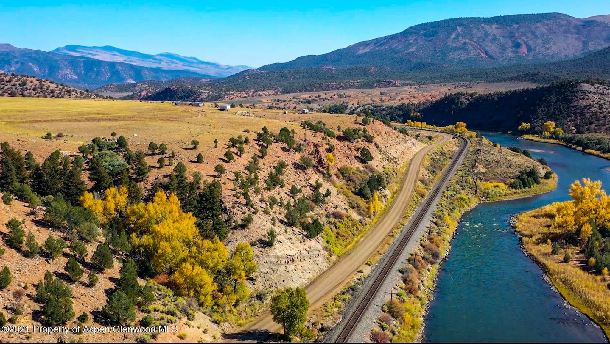 32323 Colorado River Road, McCoy, CO 80463 - Photo 16