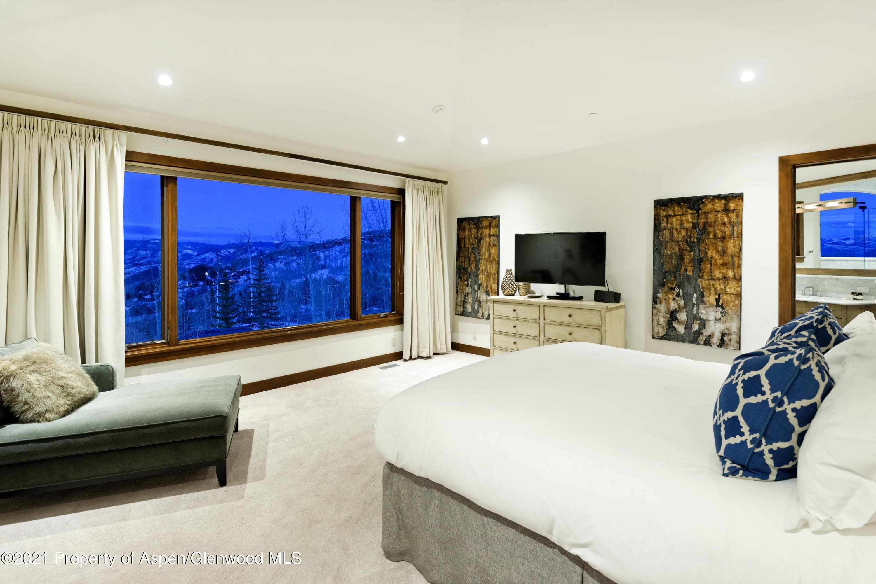 261 Edgewood Lane - Photo 11