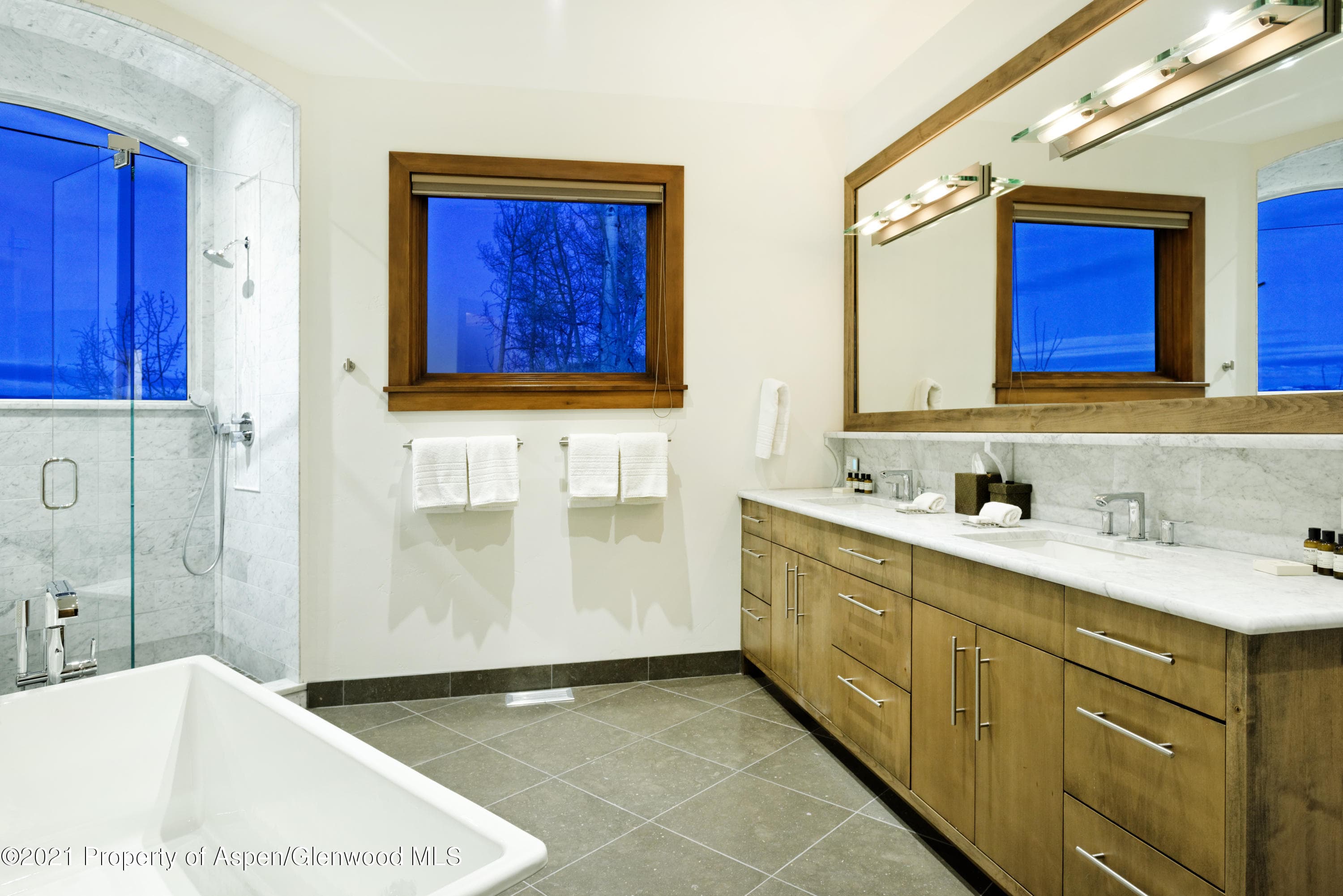 261 Edgewood Lane - Photo 12