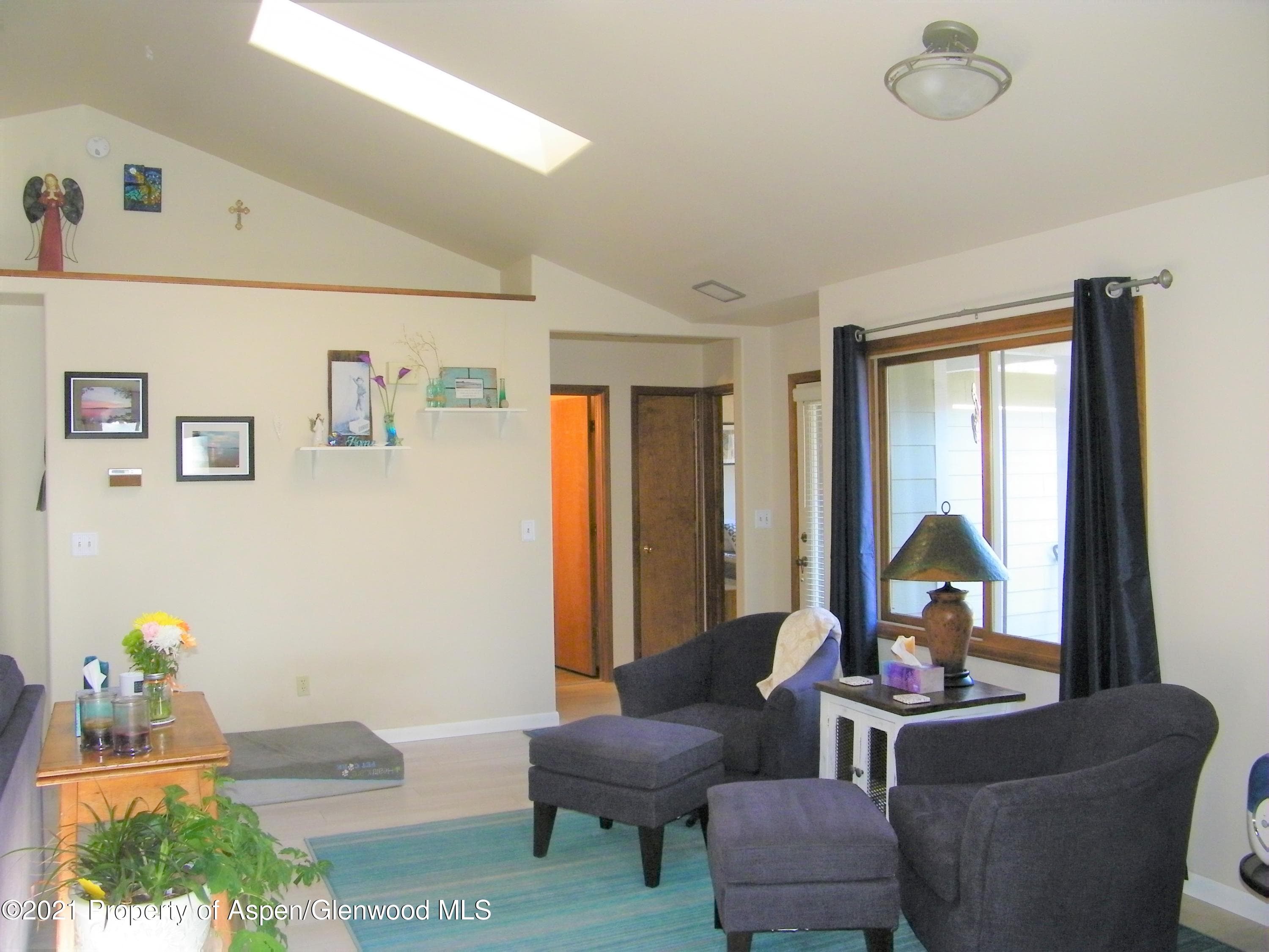 637 Night Shade Court, New Castle, CO 81647 - Photo 3