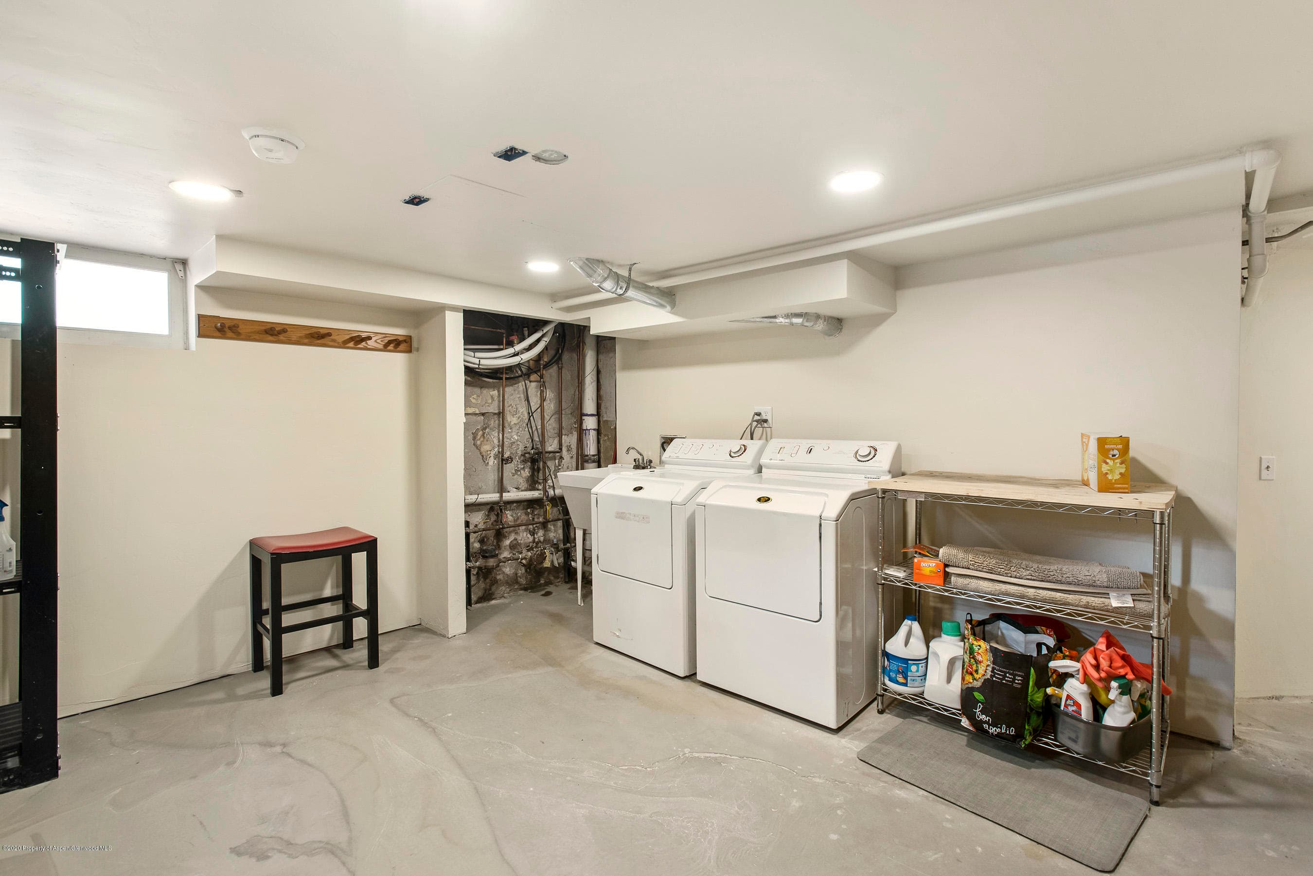 320 W Main Street, Aspen, CO 81611 - Photo 23