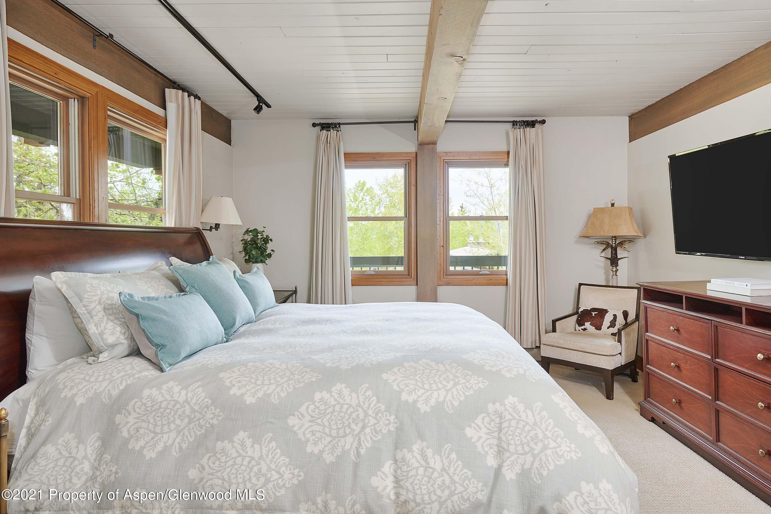 855 Carriage Way 802, Snowmass Village, CO 81615 - Photo 10