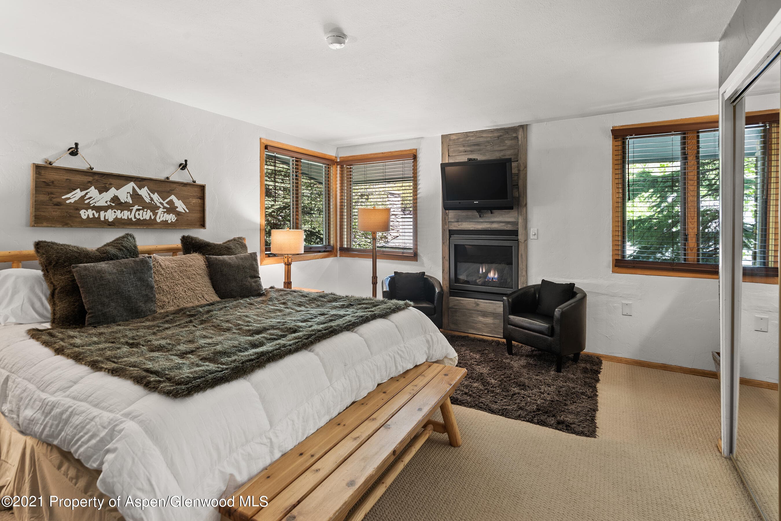 135 Carriage Way 10, Snowmass Village, CO 81615 - Photo 3