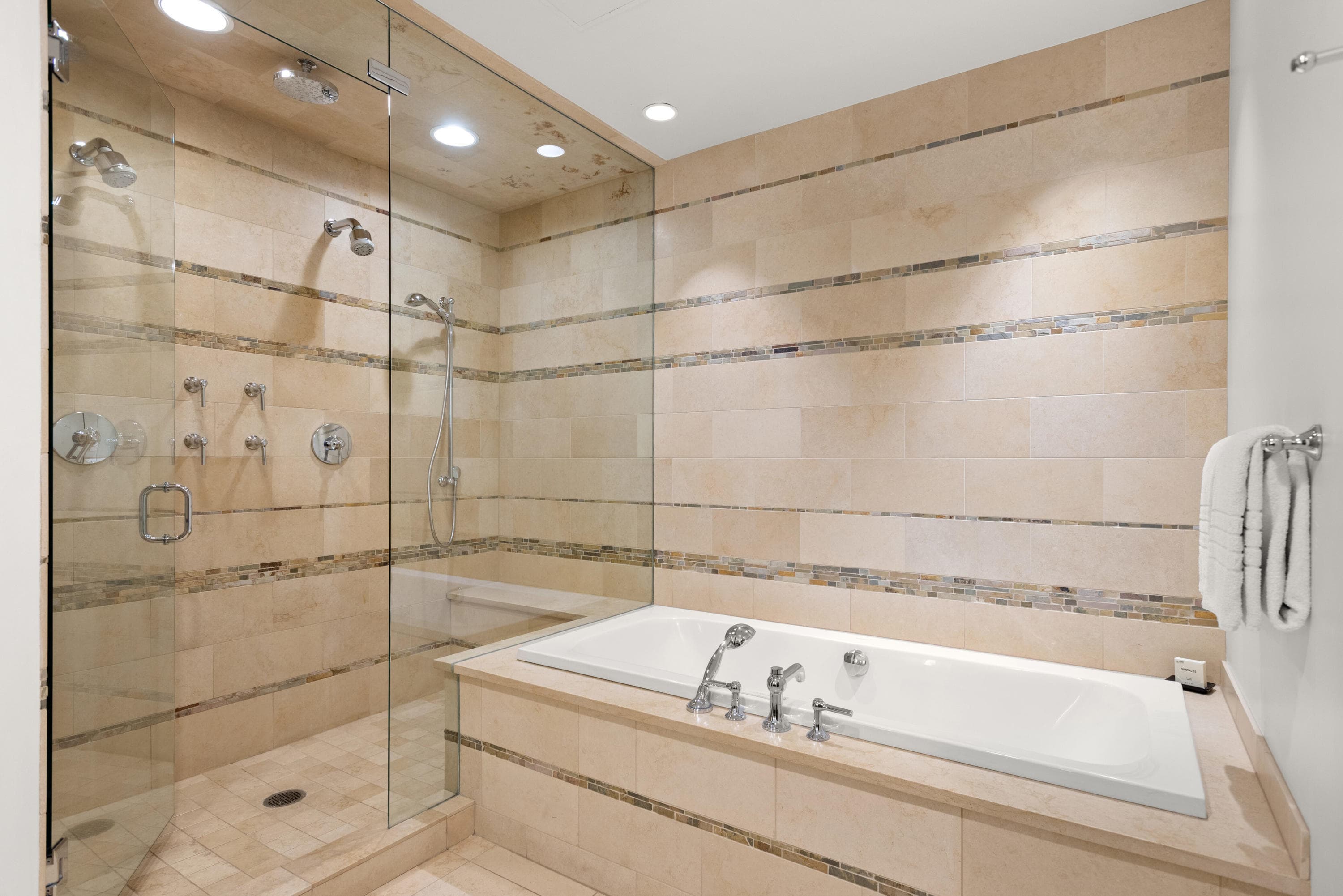 233 E Cooper Avenue 104, Aspen, CO 81611 - Photo 17