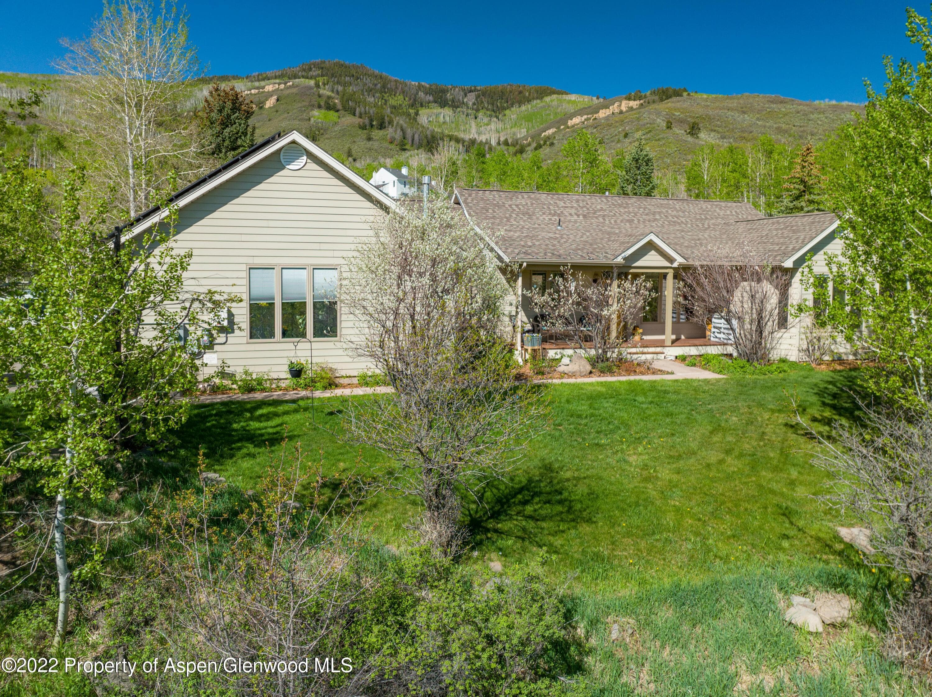 121 Aspen Way, Glenwood Springs, CO 81601 - Photo 1