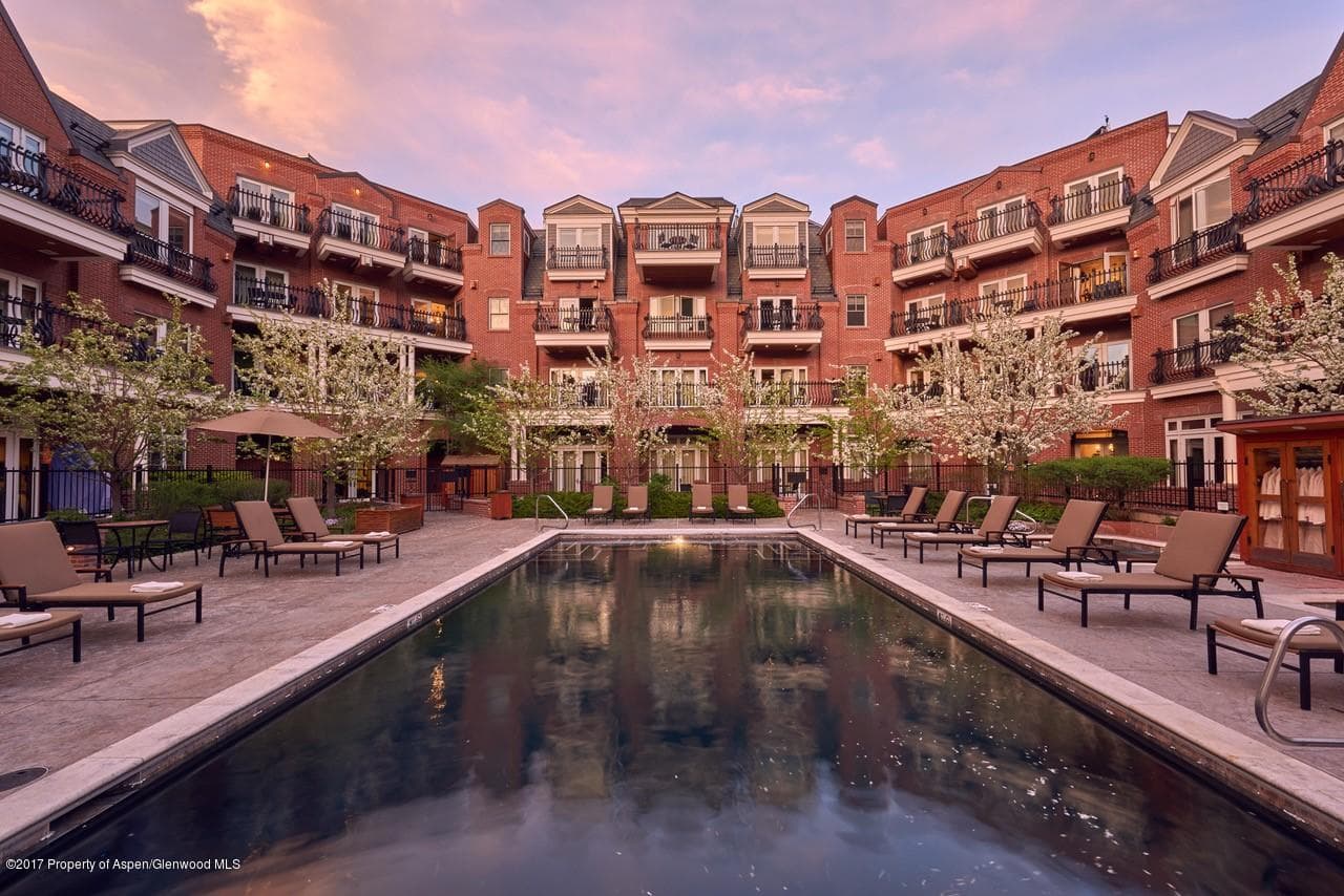 415 E Dean St, Unit 34, Week 32, Aspen, CO 81611 - Photo 1