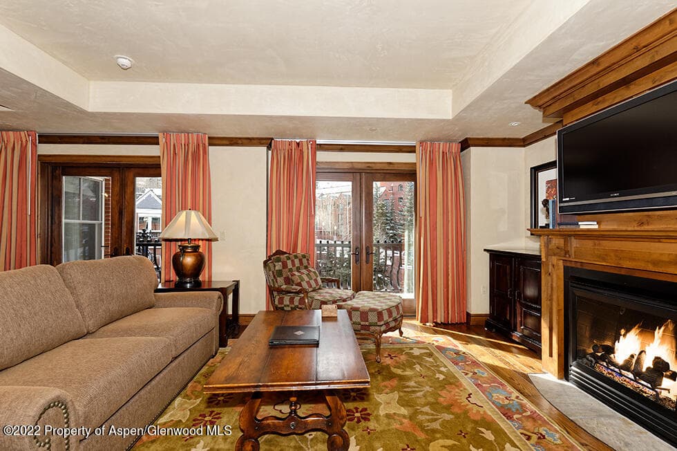 415 E Dean St, Unit 34, Week 32, Aspen, CO 81611 - Photo 4