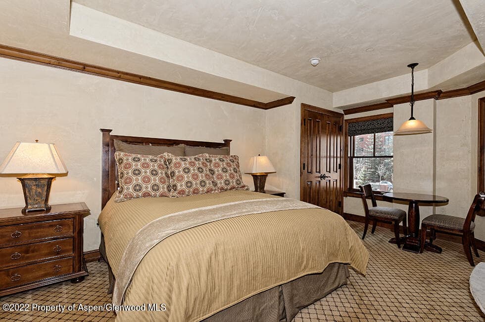 415 E Dean St, Unit 34, Week 32, Aspen, CO 81611 - Photo 5