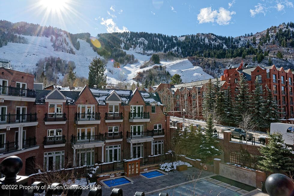 415 E Dean St, Unit 34, Week 32, Aspen, CO 81611 - Photo 10