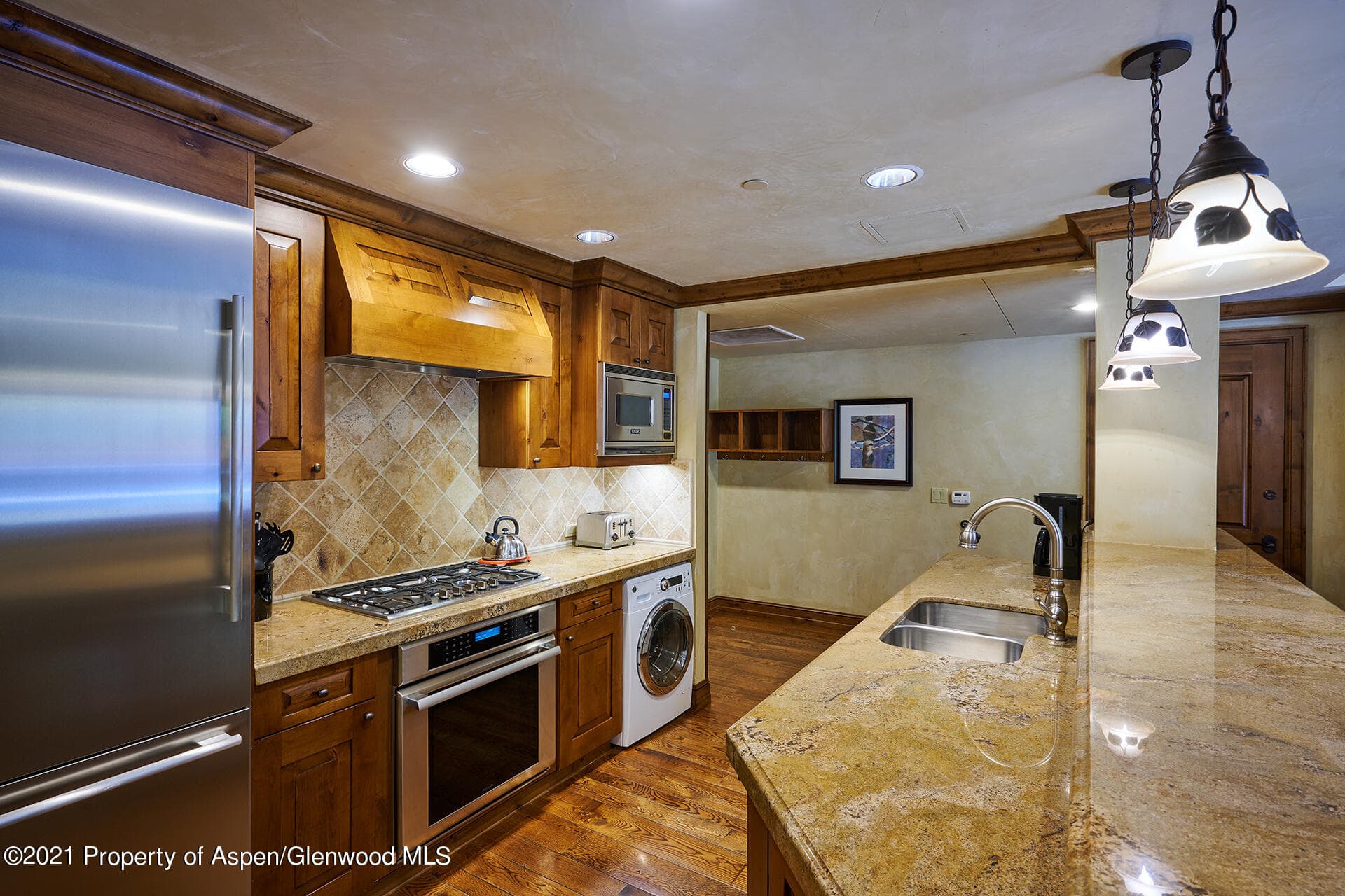 415 E Dean Unit 52, Week 26, Aspen, CO 81611 - Photo 2