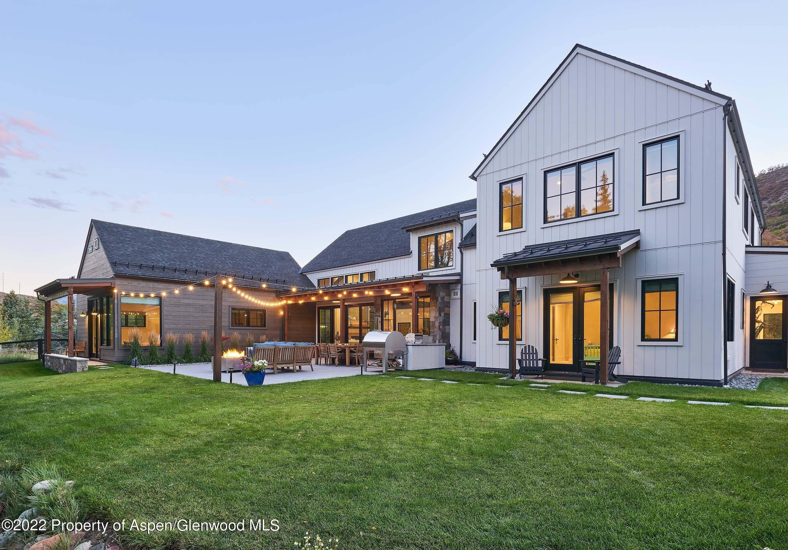 174 Twining Flats Road - Photo 4