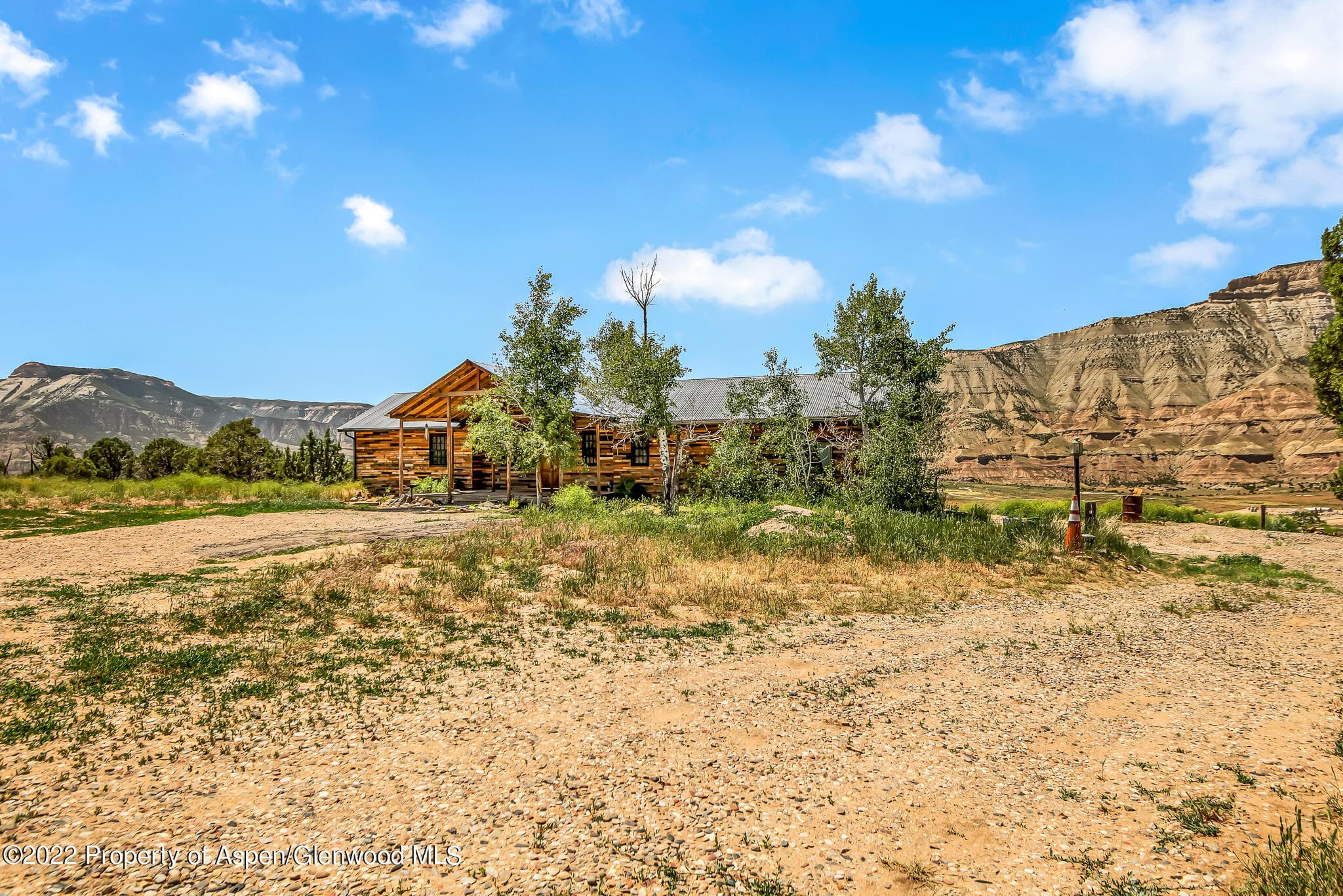 999 Co Rd 309, Parachute, CO 81635 - Photo 8