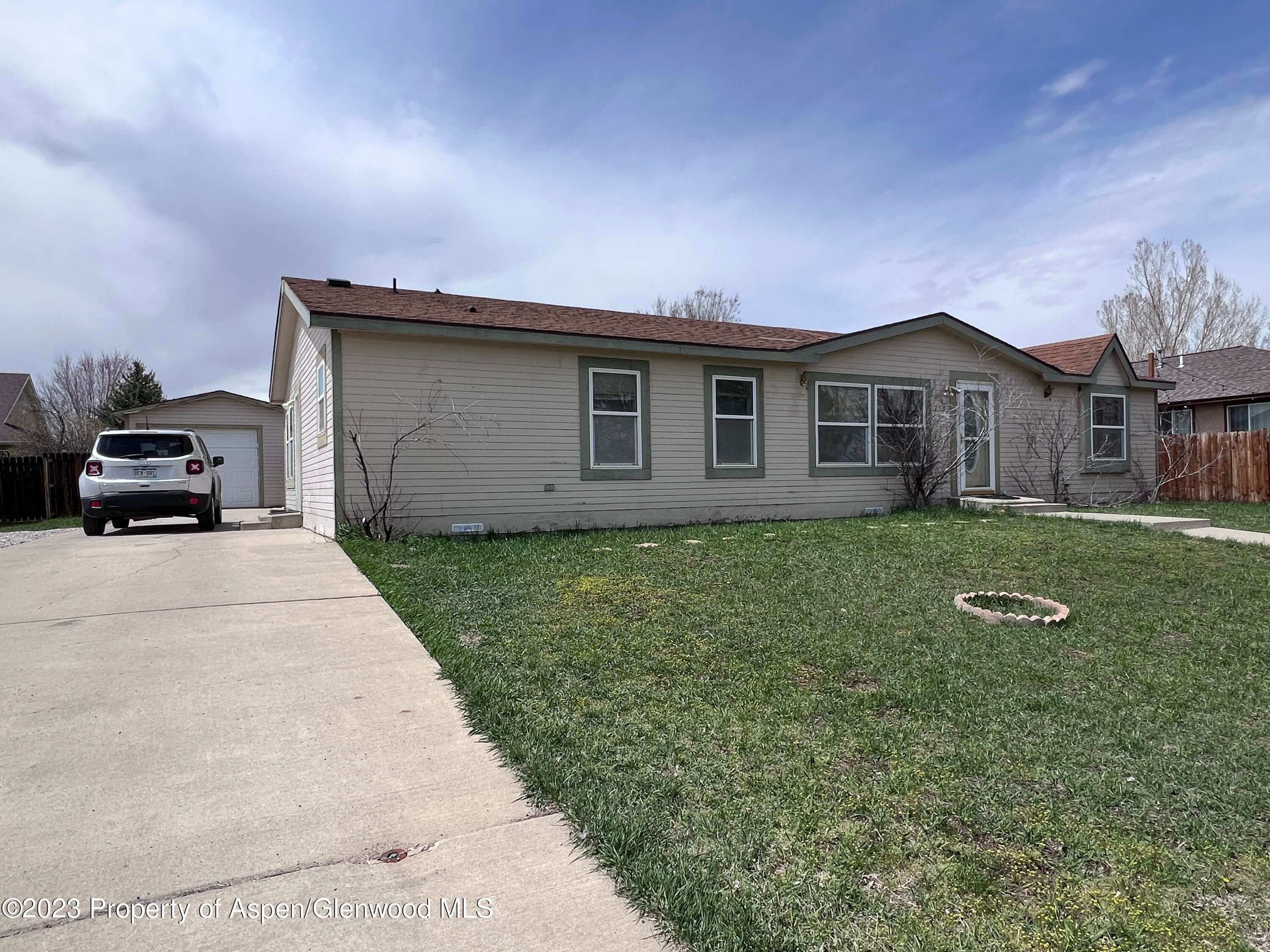 256 Field Street, Craig, CO 81625 - Photo 3