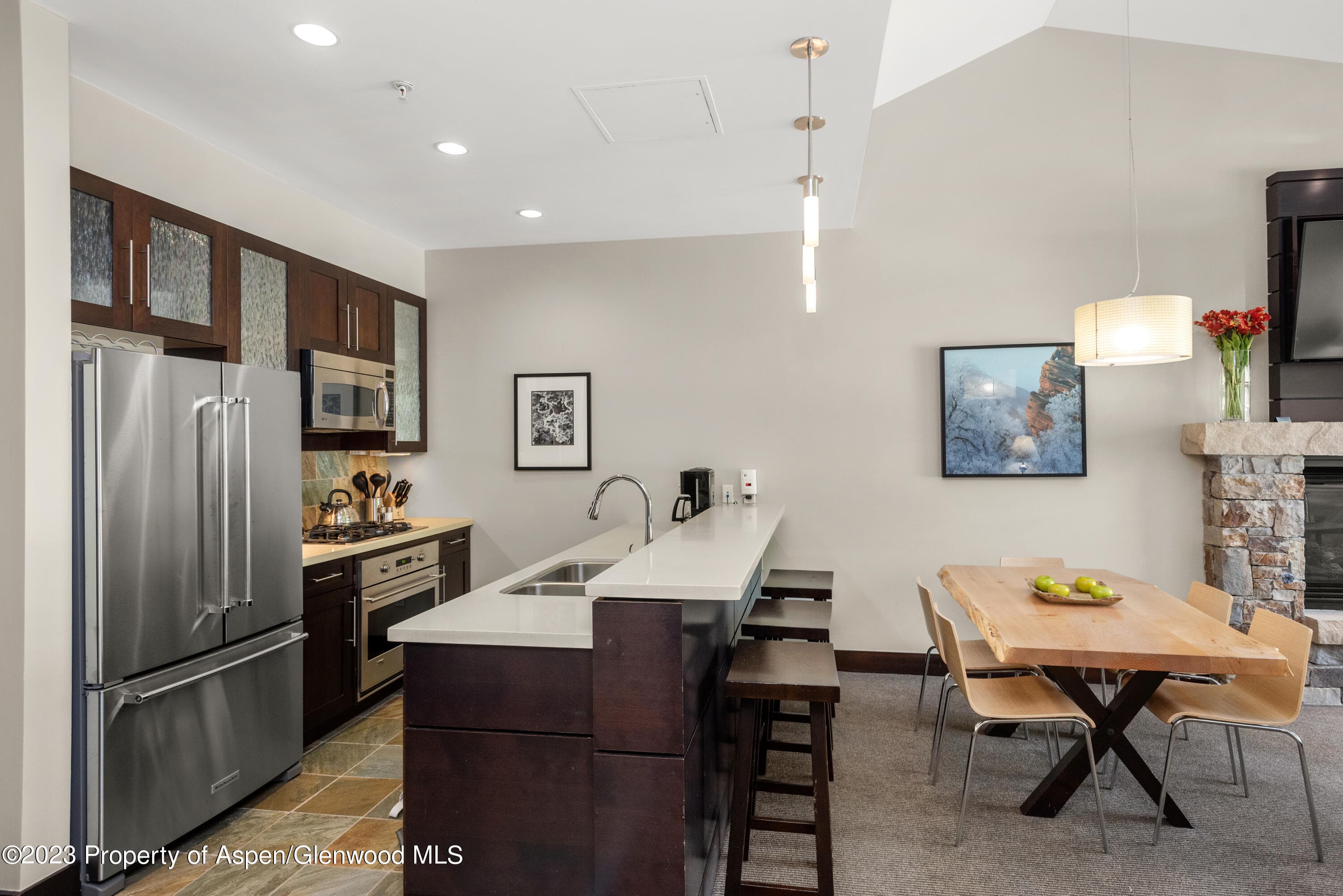 120 Carriage Way 2303 - Photo 2