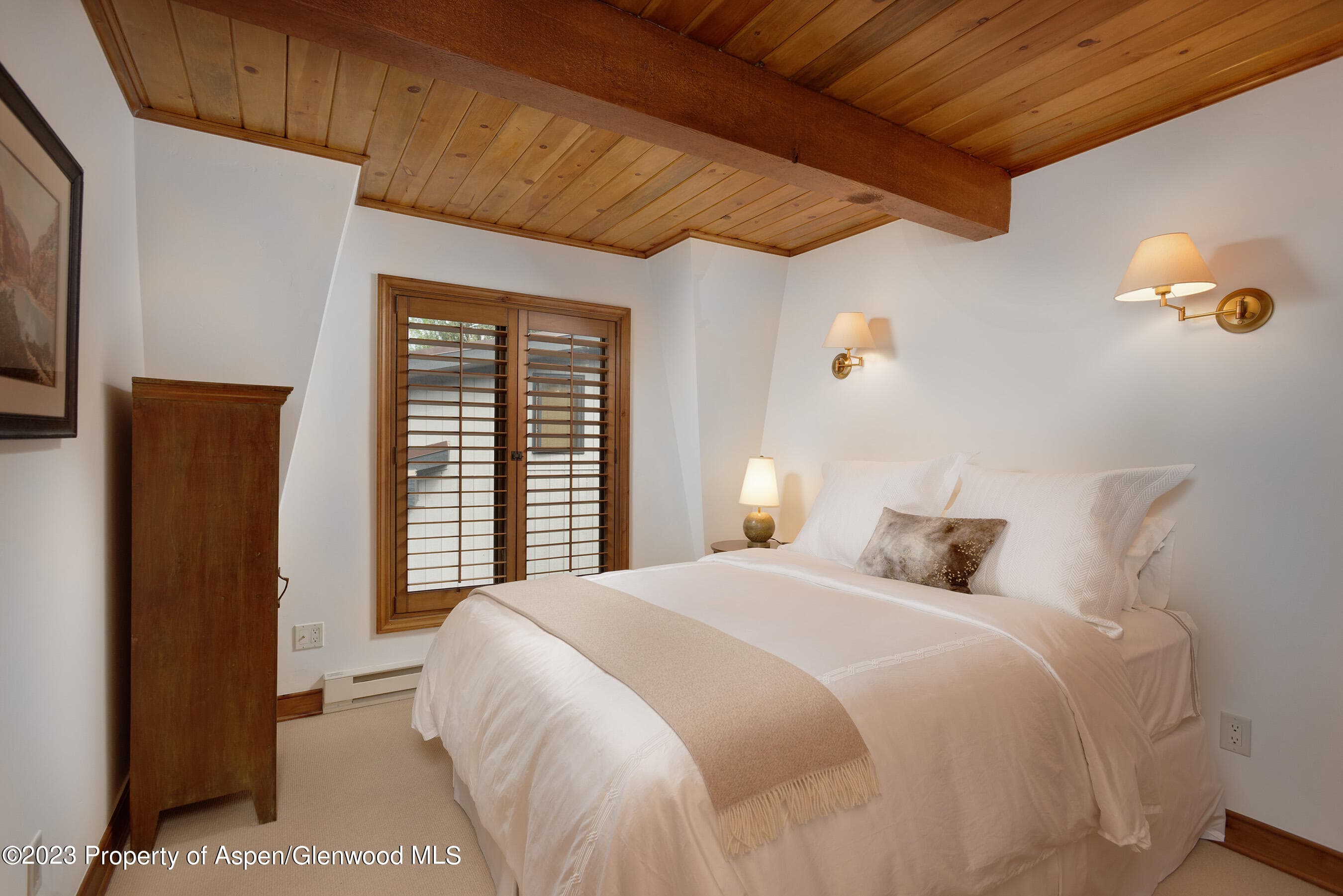 916 E Hopkins Avenue 301 - Photo 8