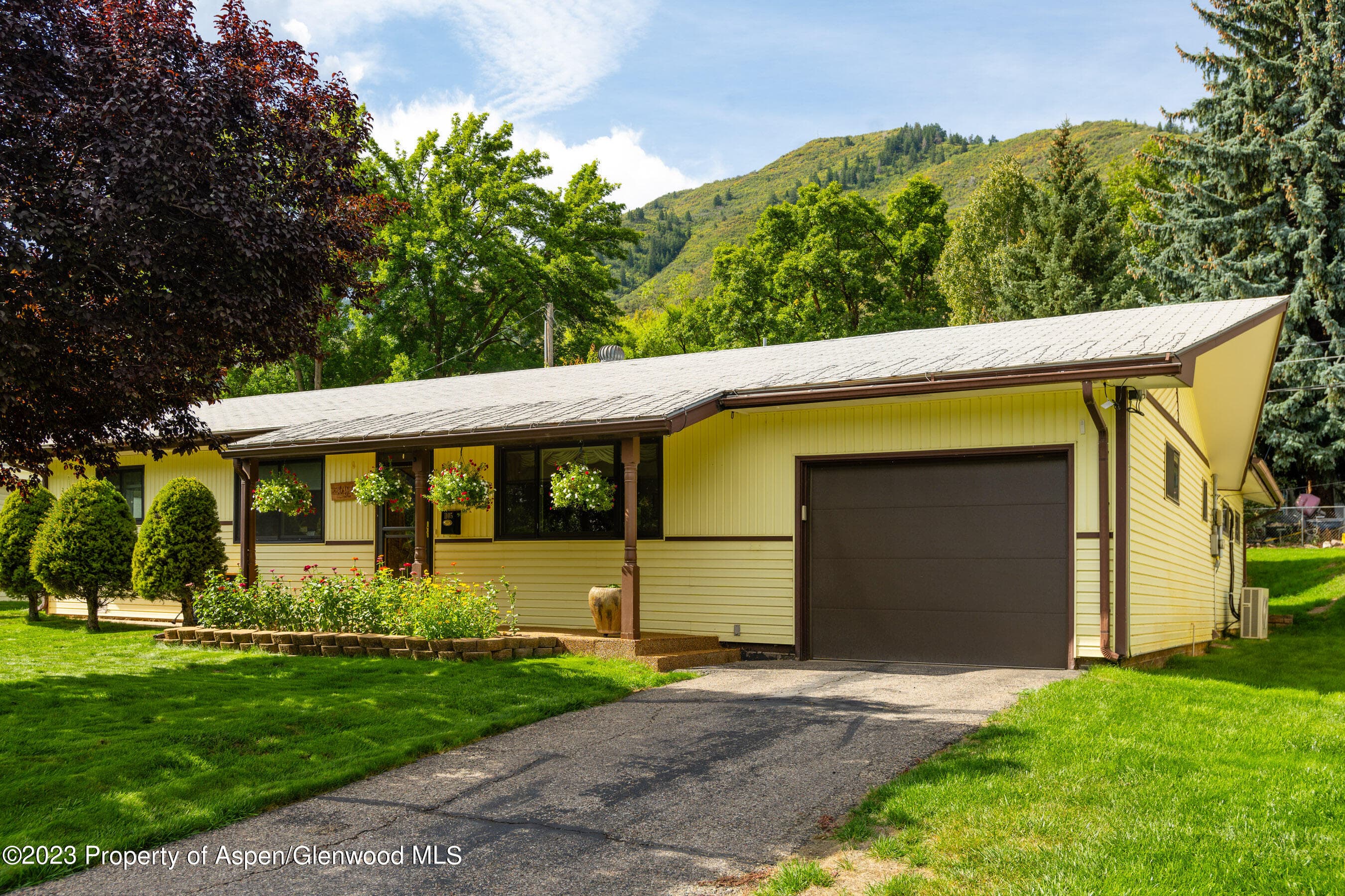1105 Riverview Drive, Glenwood Springs, CO 81601 - Photo 26