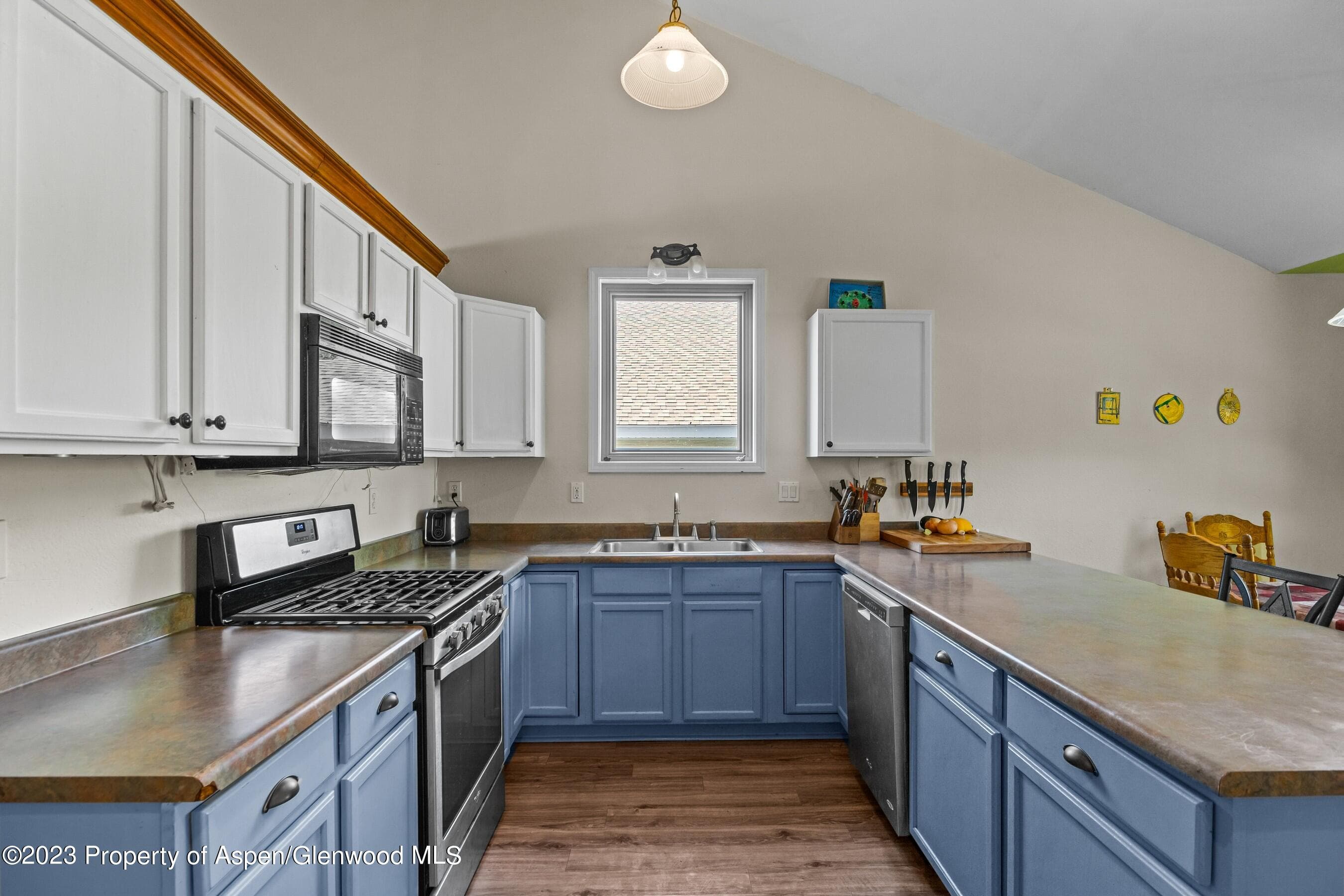 295 Buckthorn Road, New Castle, CO 81647 - Photo 9