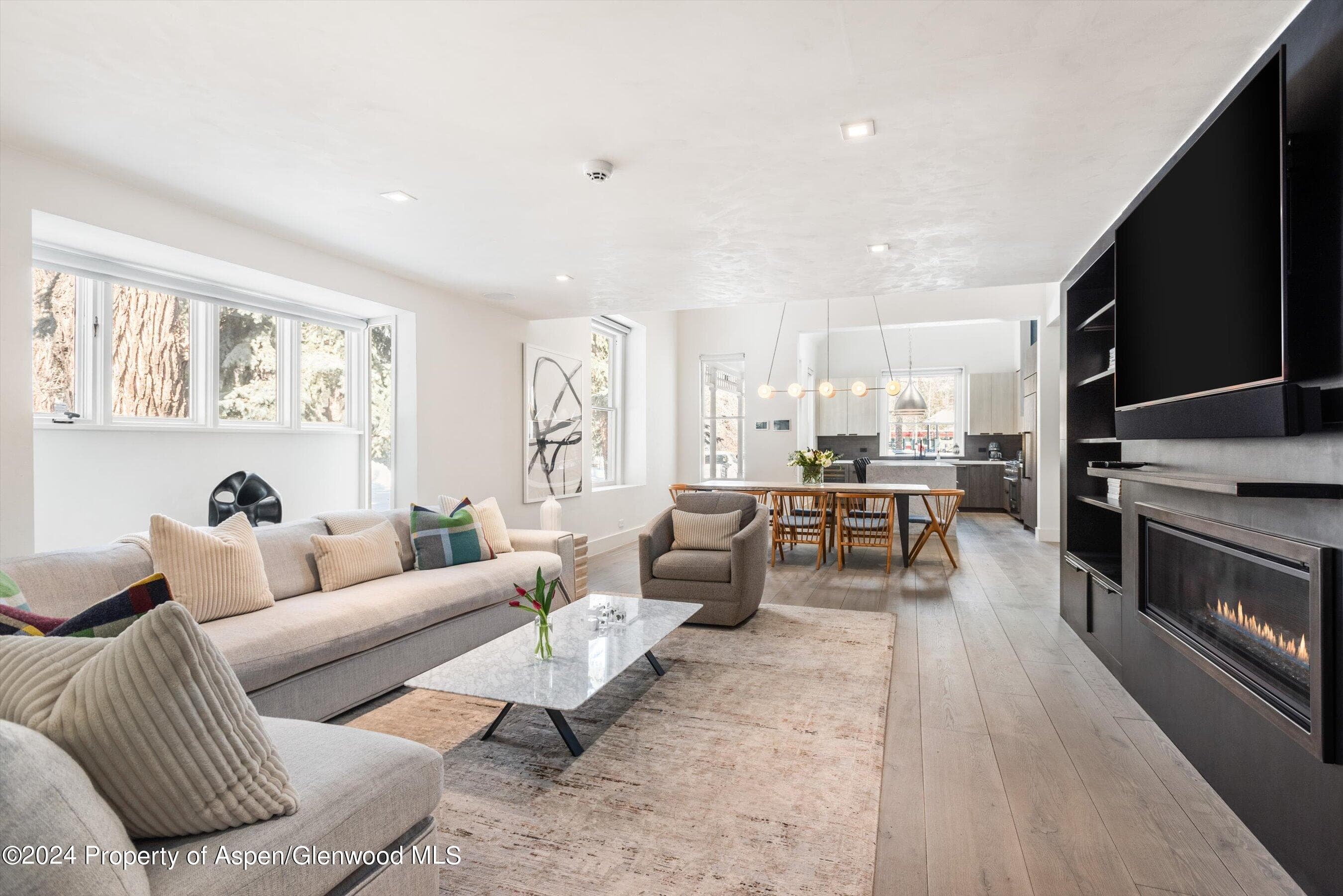 131 W Bleeker Street, Aspen, CO 81611 - Photo 2