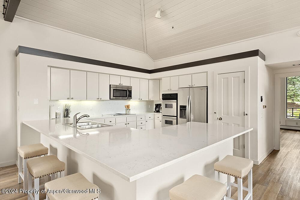 3904 Brush Creek Road 11, Snowmass Village, CO 81615 - Photo 11