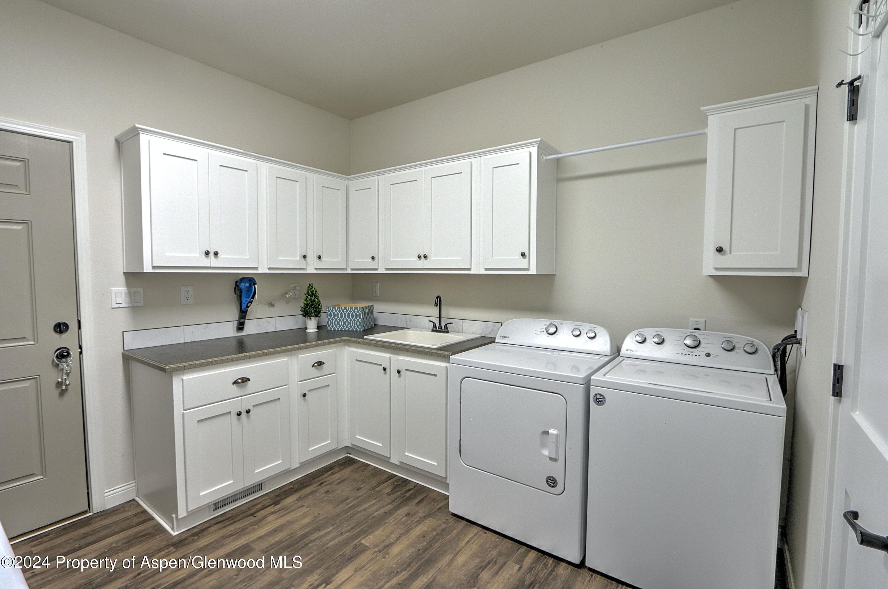 227 Lava Drive, ElJebel, CO 81623 - Photo 15