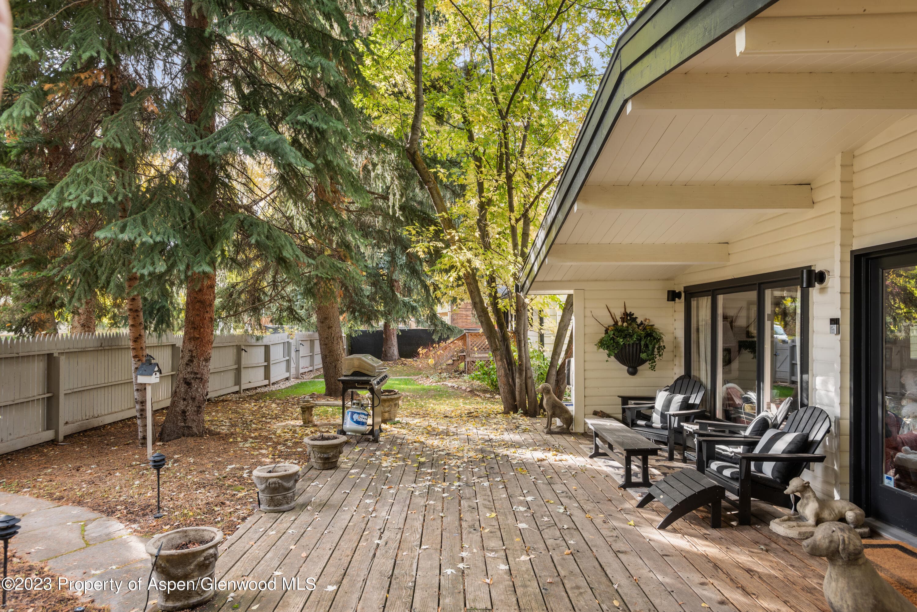 210 & 212 W Francis Street - Photo 12