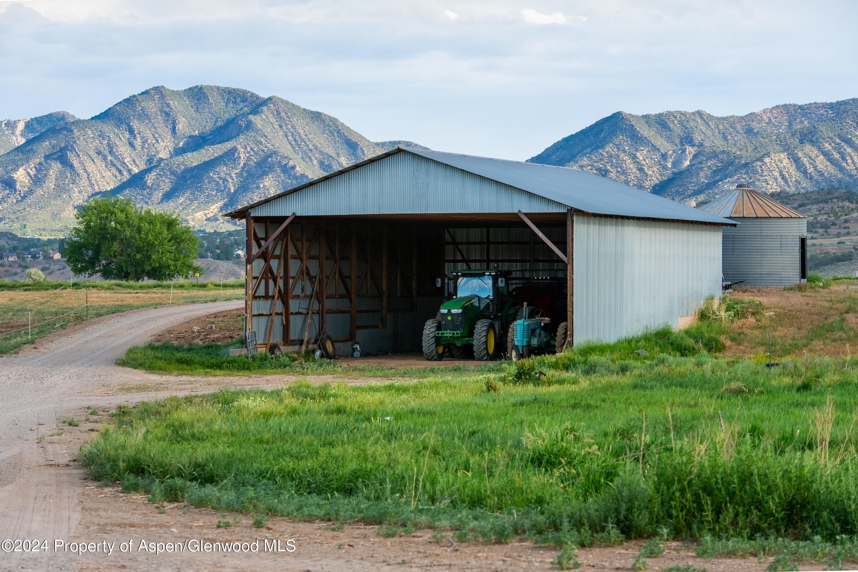 584 COUNTY ROAD 331, Silt, CO 81652 - Photo 13