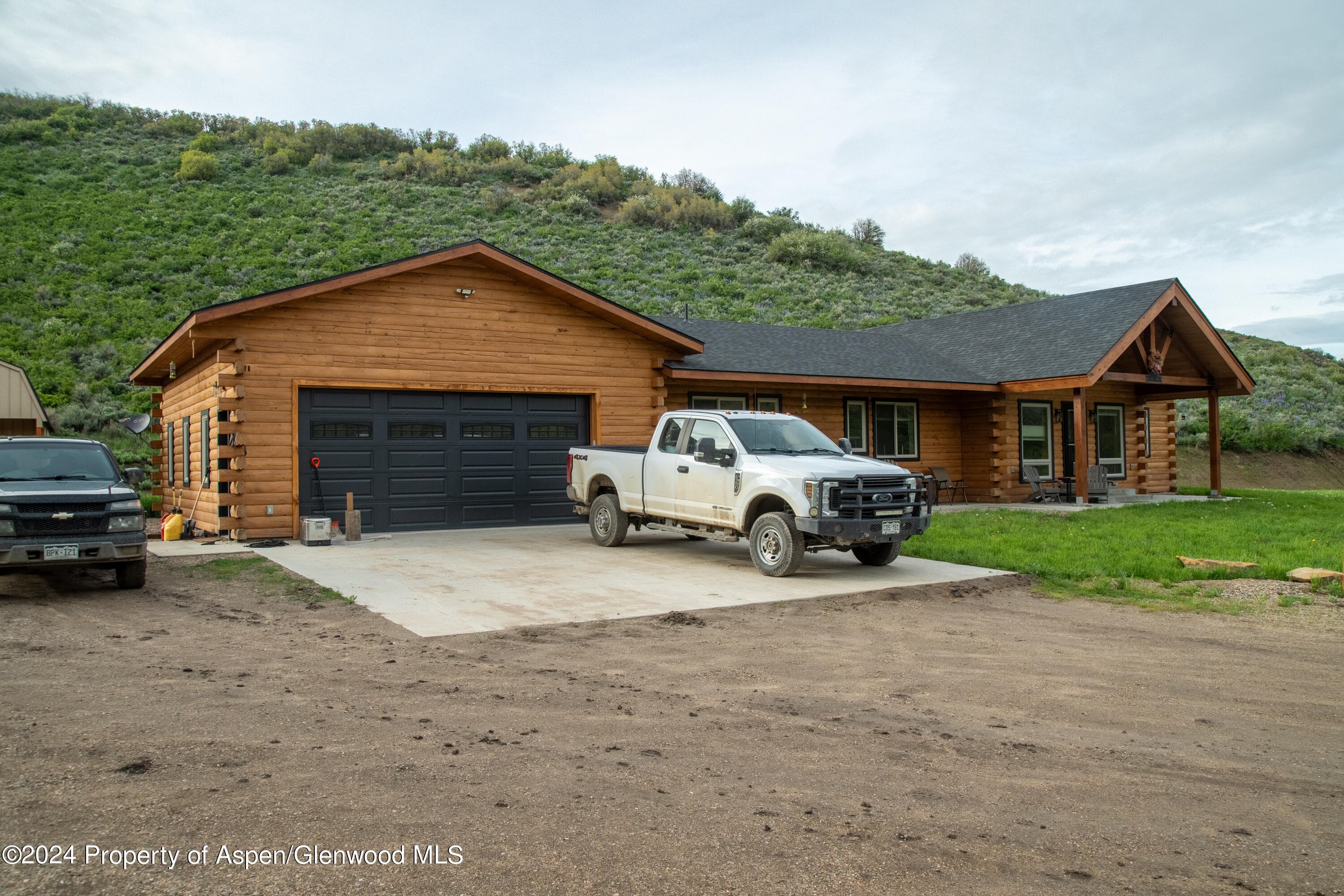 32771 COUNTY ROAD 27, Hayden, CO 81639 - Photo 25